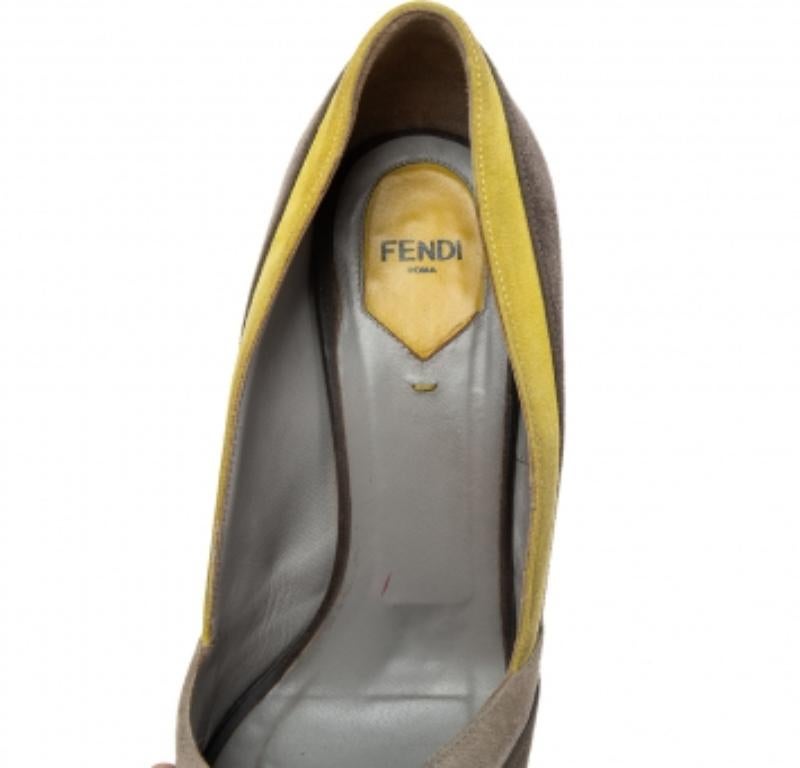 Fendi Grey/Yellow Suede Fendista Peep Toe Platform Pumps Size 39 In Good Condition In Dubai, Al Qouz 2