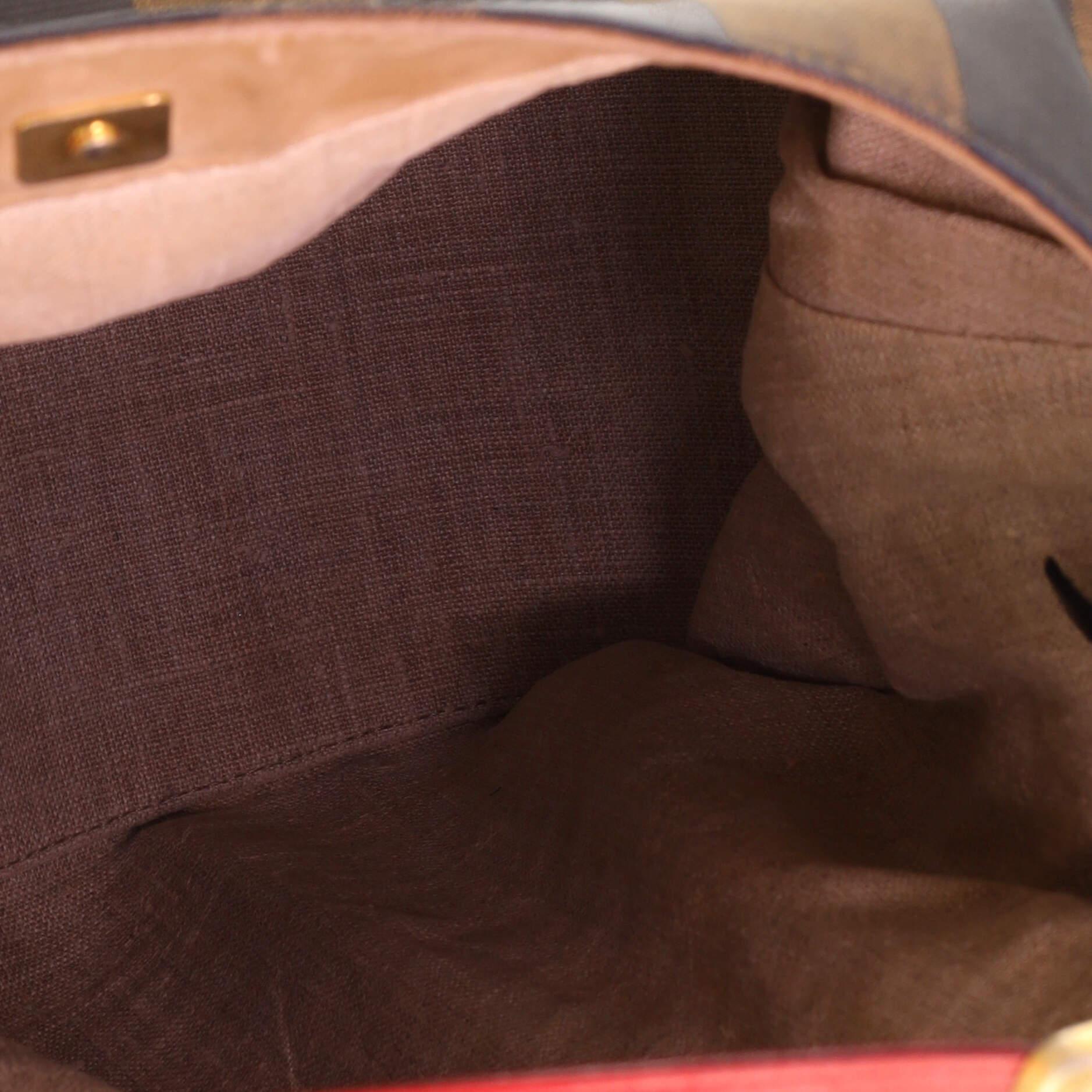 Fendi Hobo Pequin in tela grande In condizioni discrete in vendita a NY, NY