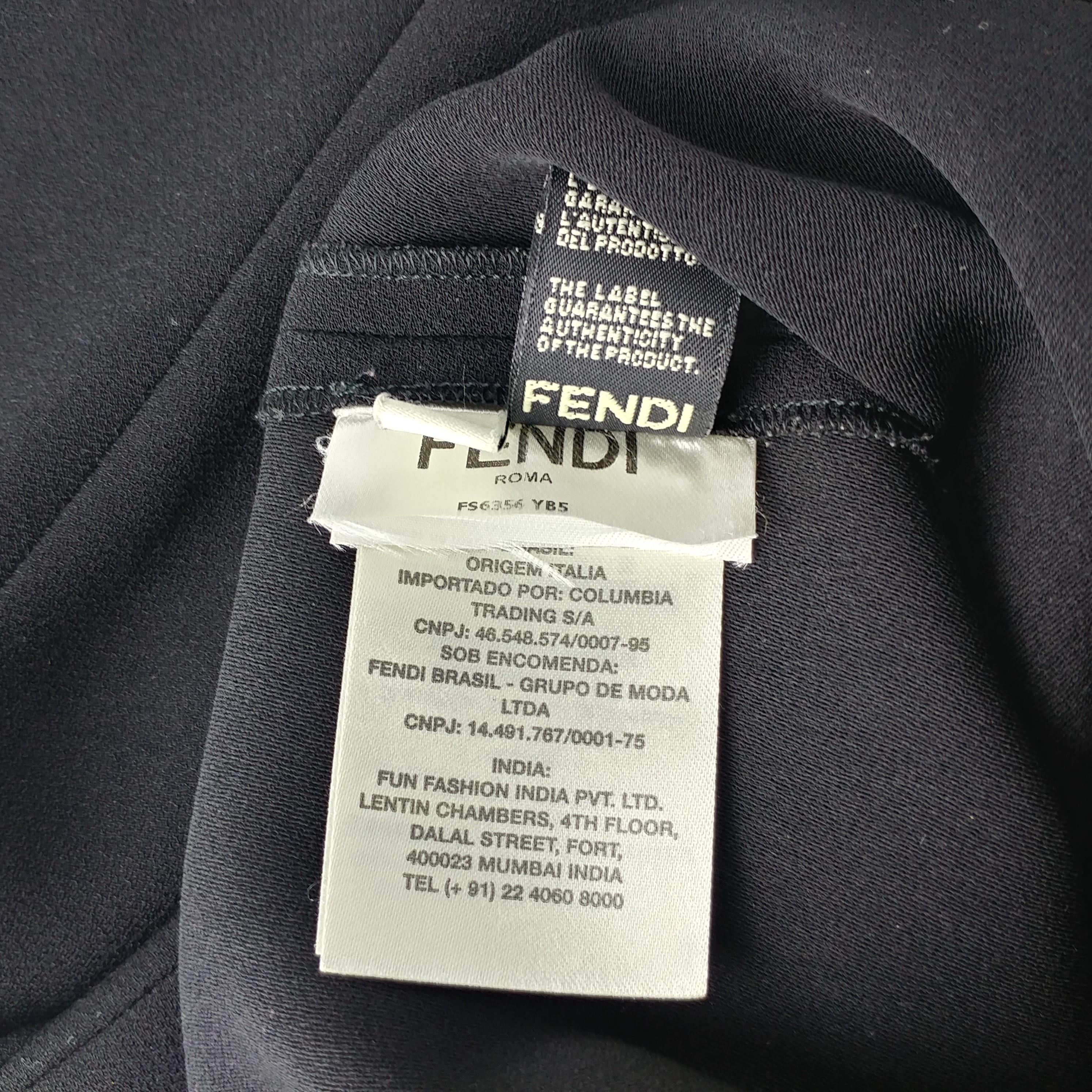 FENDI – Iconic Black and Blue Blouse with 3/4 Kimono Sleeves  Size 2US 34EU In Excellent Condition In Cuggiono, MI