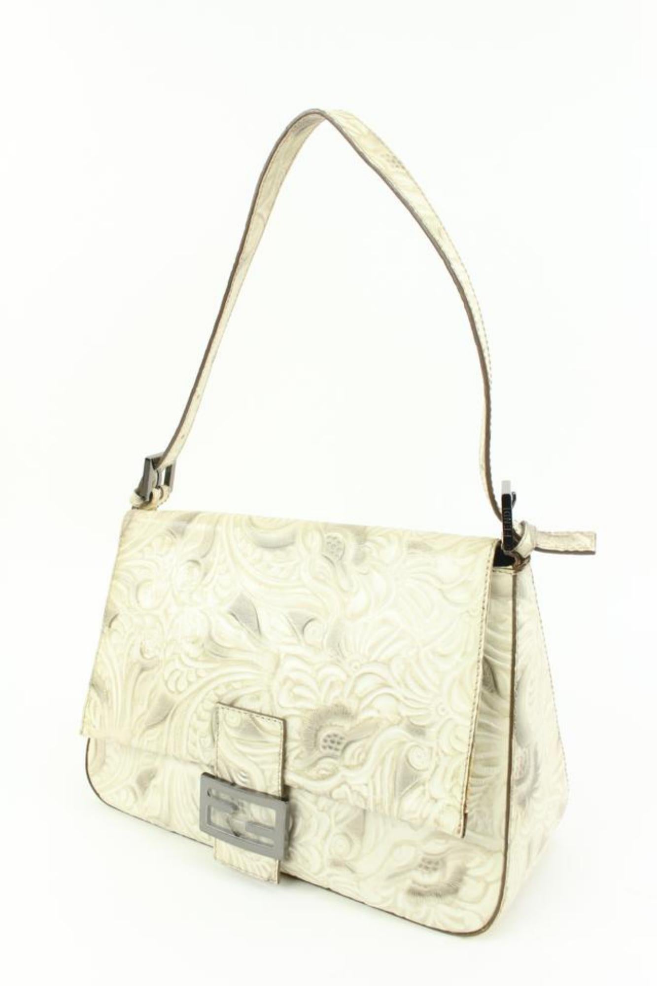 Fendi Ivory Embossed Flower Mama Forever Bag Floral 1f310s
Date Code/Serial Number: 2119-8BR001XXX (Very Faded)
Made In: Italy
Measurements: Length:  11.5