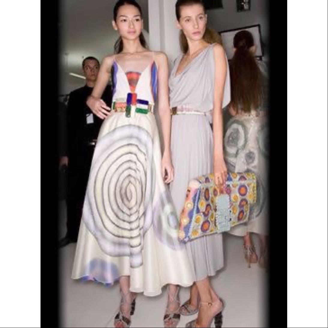 Fendi Karl Lagerfeld Vestido de seda estampado Pasarela S/S 2008 en venta 6