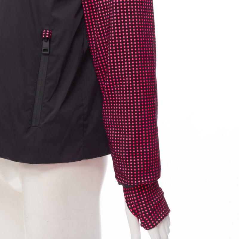 FENDI Karl Loves negro rosa lunares nylon activewear cazadora cortaviento en venta 3