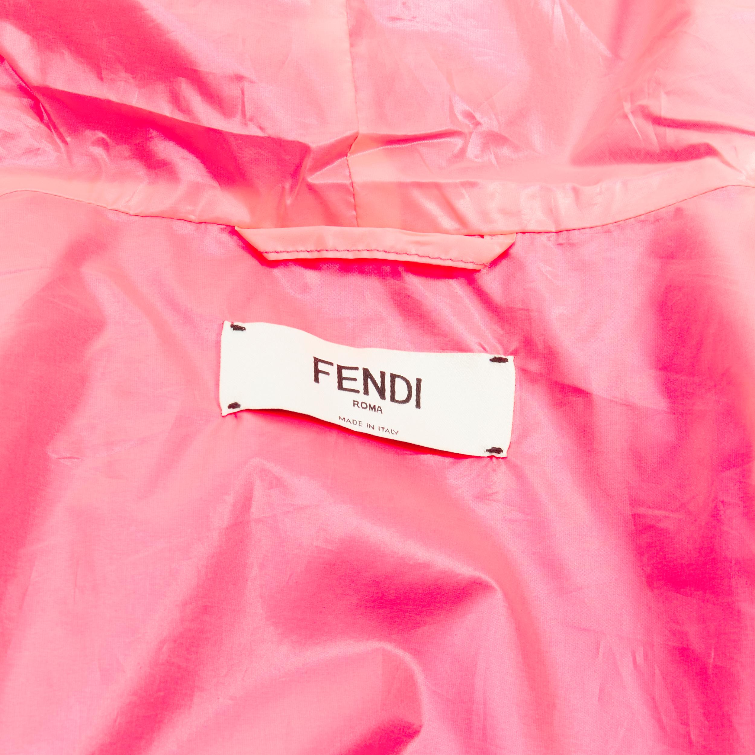 FENDI Karl Loves noir rose polka dot nylon activewear windbreaker jacket en vente 4