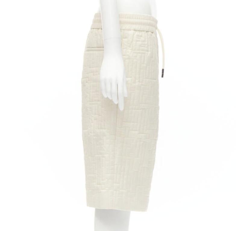 Uomo FENDI KIM JONES 2021 Runway FF Zucca monogram padded nylon shorts IT50 L in vendita