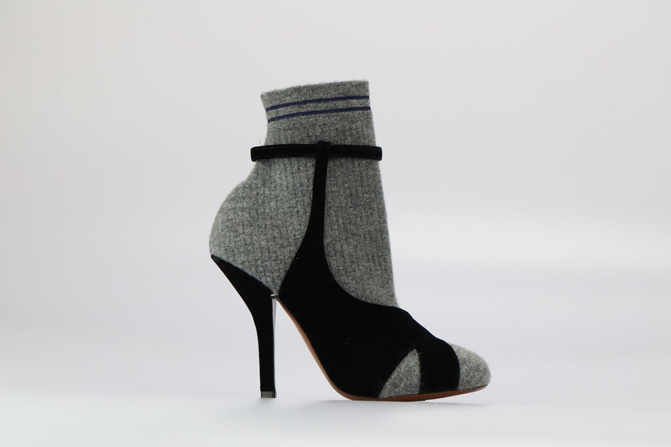 Fendi Knit And Velvet Ankle Boot. Grey, black and blue. Pull on. Does not come with - dustbag or box. EU 41 (UK 8, US 11). Insole: 10 in. Heel height: 3.5 in. Condition: Used. Very good condition - Light wear to soles; see pictures.