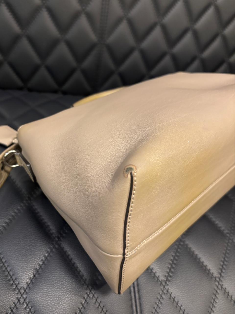 Fendi Große Taupe Leder By The Way Tasche im Angebot 14