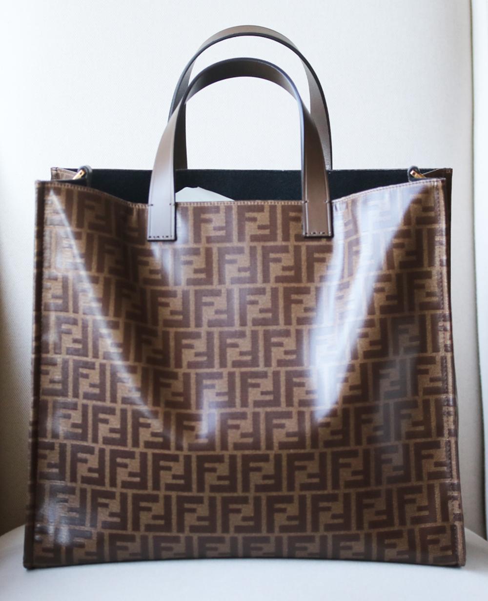 Fendi Leather Appliquéd Coated Canvas Tote Bag In New Condition In London, GB