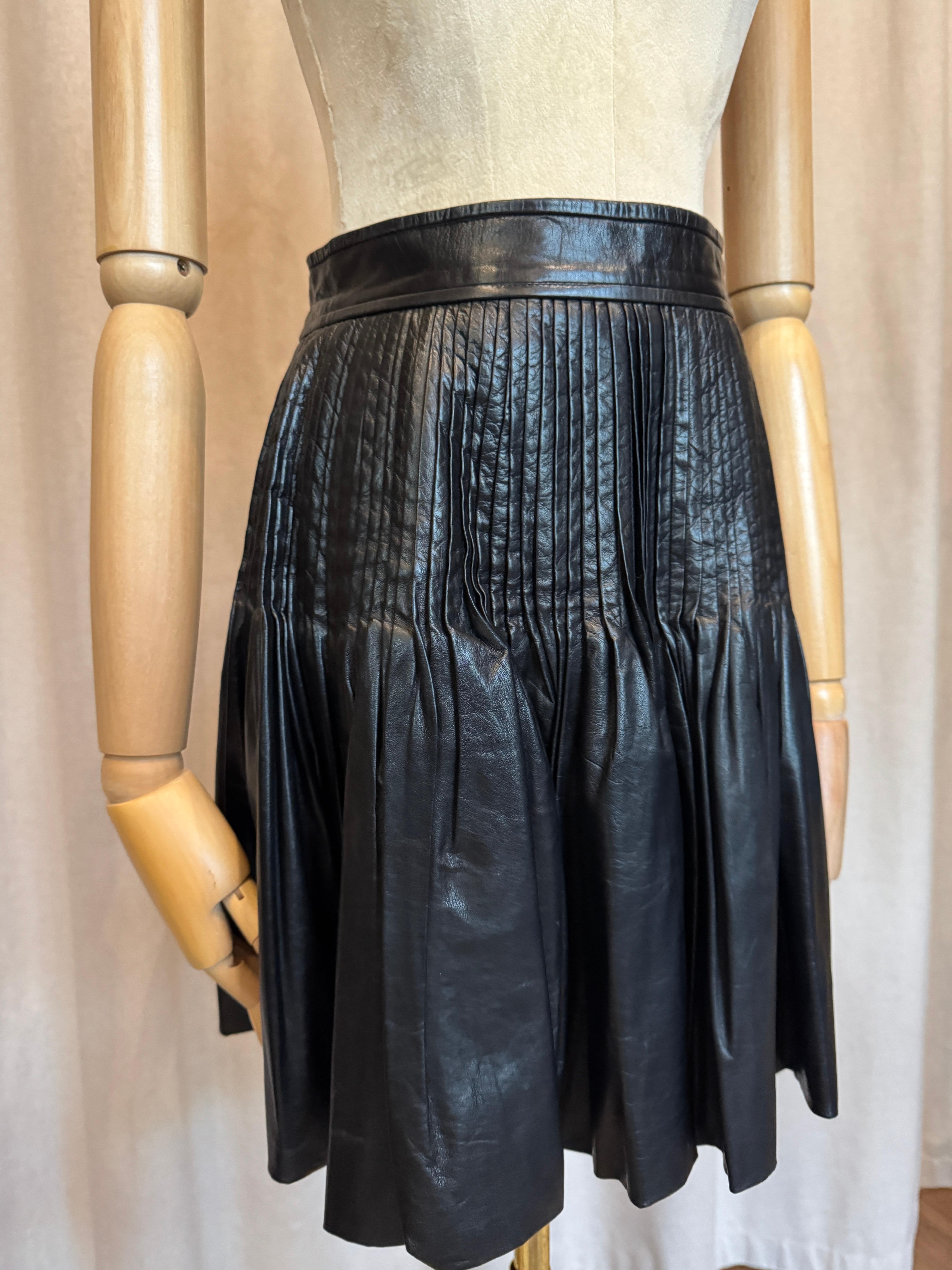 Gonna a pieghe in pelle Fendi In condizioni buone in vendita a New York, NY