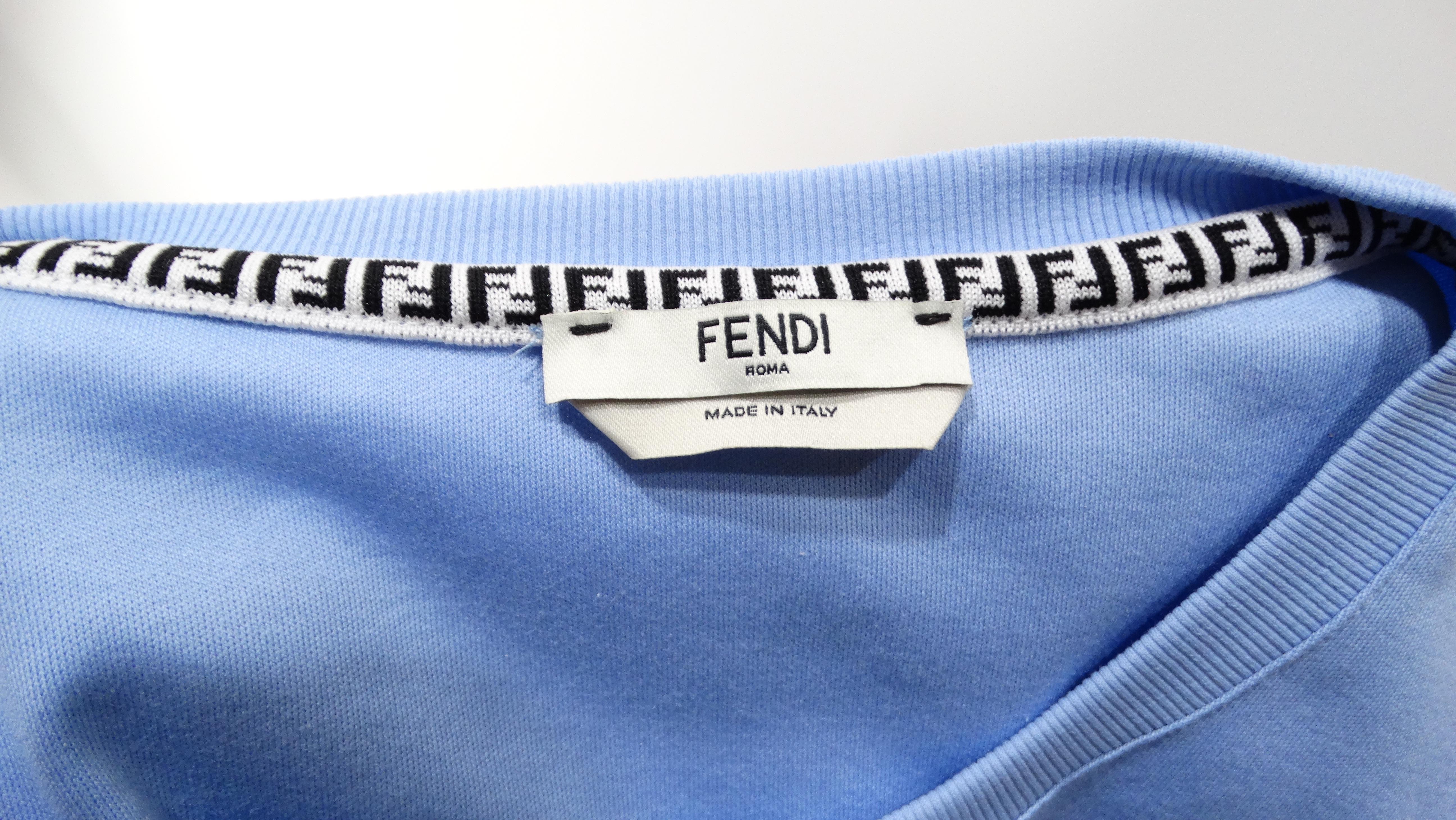Maglietta Crop Top Fendi in cotone azzurro con logo in rilievo in vendita 2