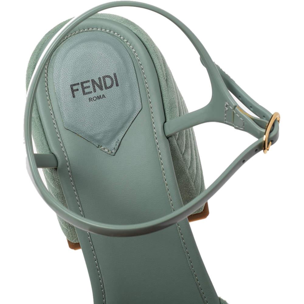 Women's Fendi Light Blue Suede And Jelly Promenade Sandals Size 39 For Sale