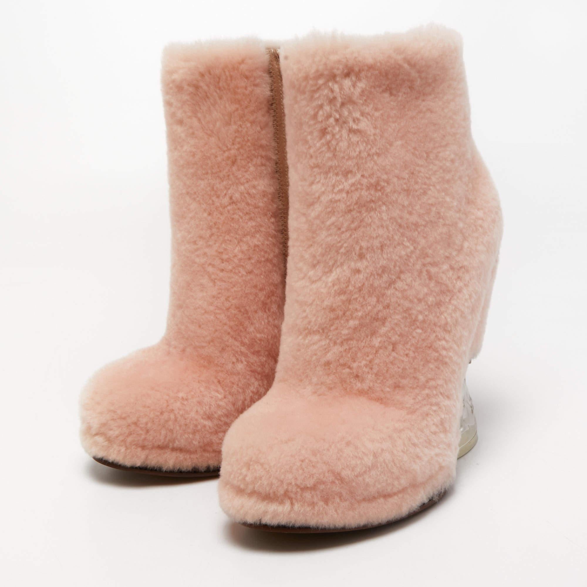 Women's Fendi Light Pink Shearling Ice Heel Ankle Length Boots Size 38