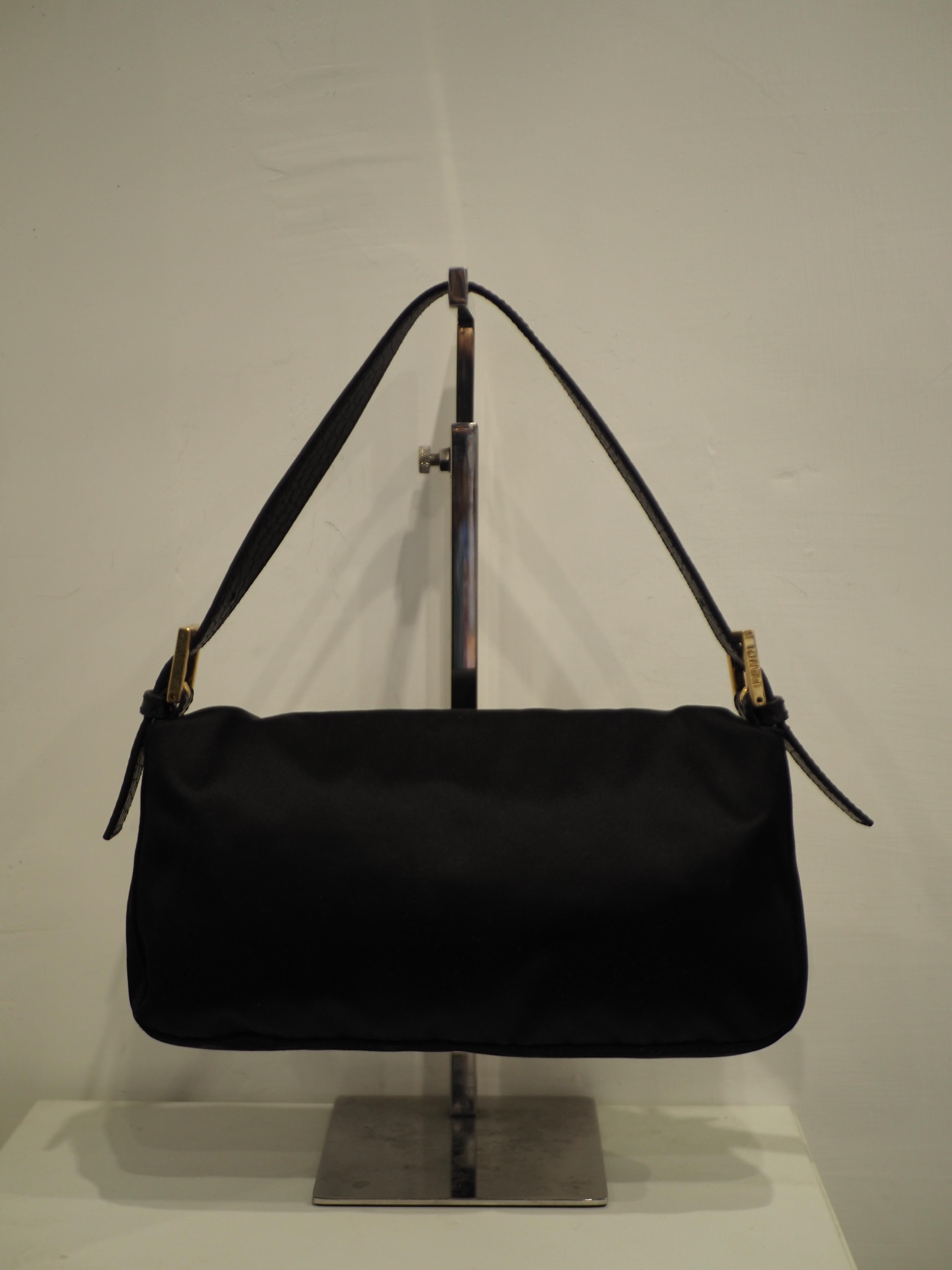 Fendi limited edition baguette shoulder bag For Sale 9