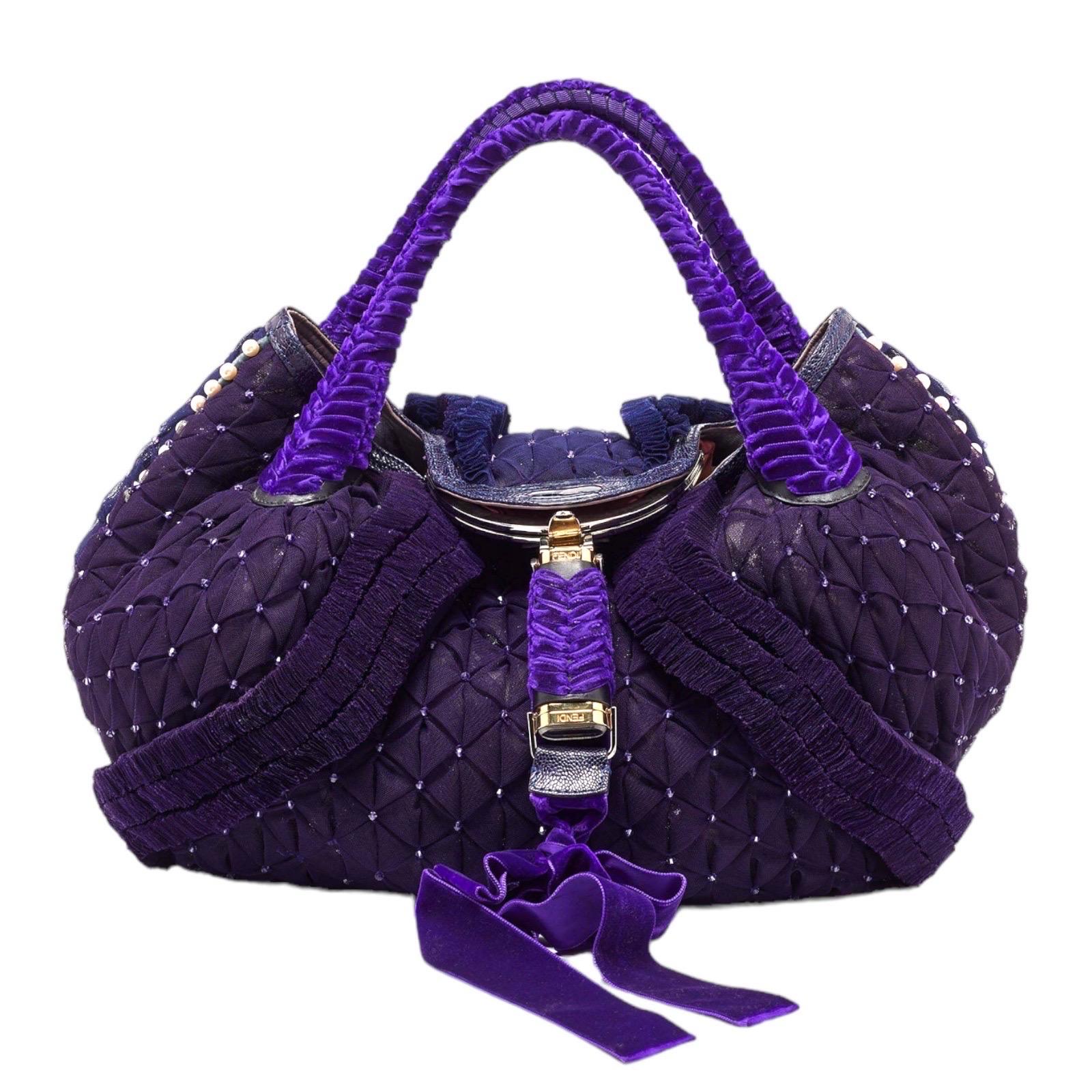 Viola Fendi Spy Bag in edizione limitata Velluto esotico ricamato a mano con cristalli FW 2005
