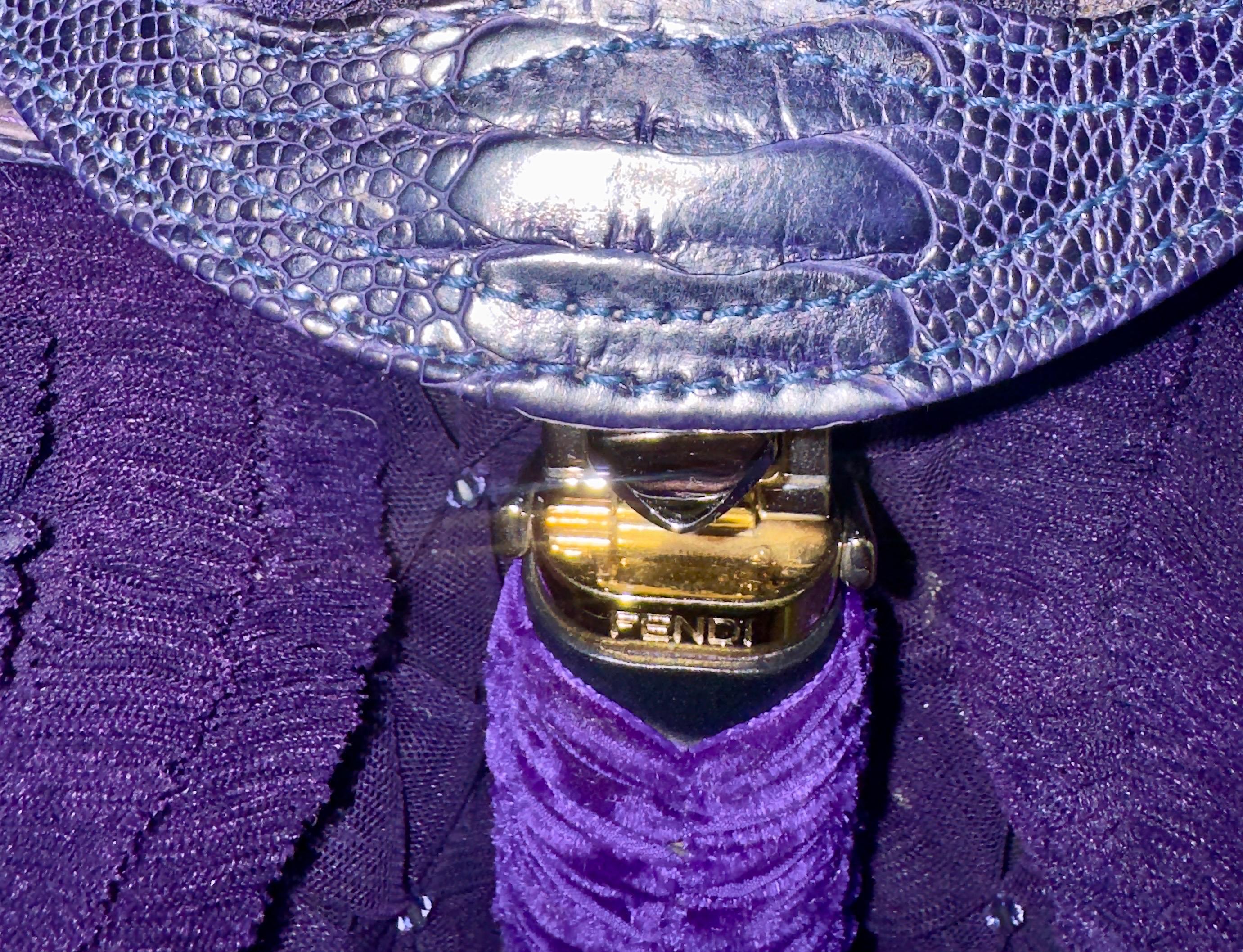 Donna Fendi Spy Bag in edizione limitata Velluto esotico ricamato a mano con cristalli FW 2005