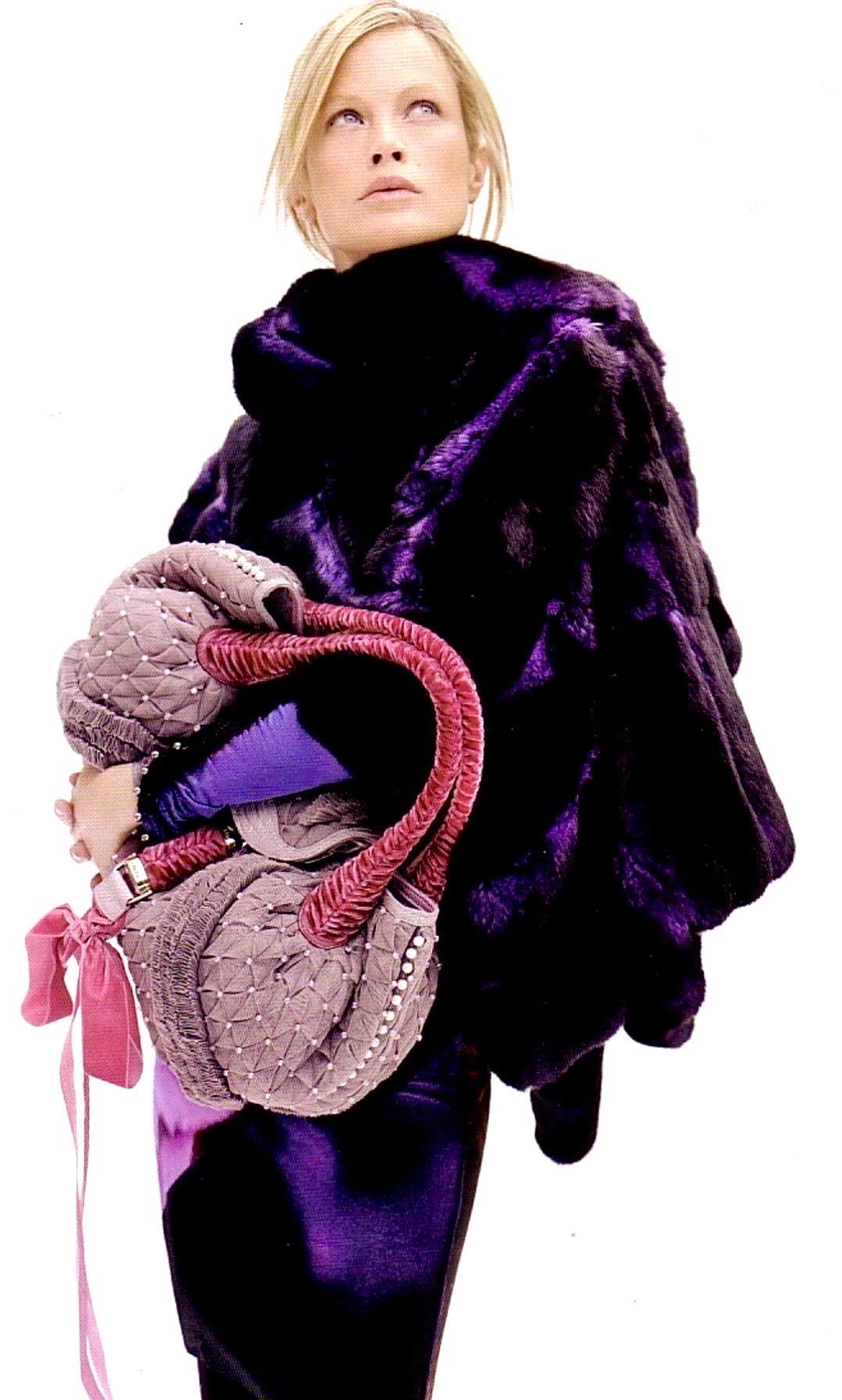 Women's FENDI Limited Edition Spy Bag Exotic Velvet Hand-Embroidery Crystals FW 2005 For Sale