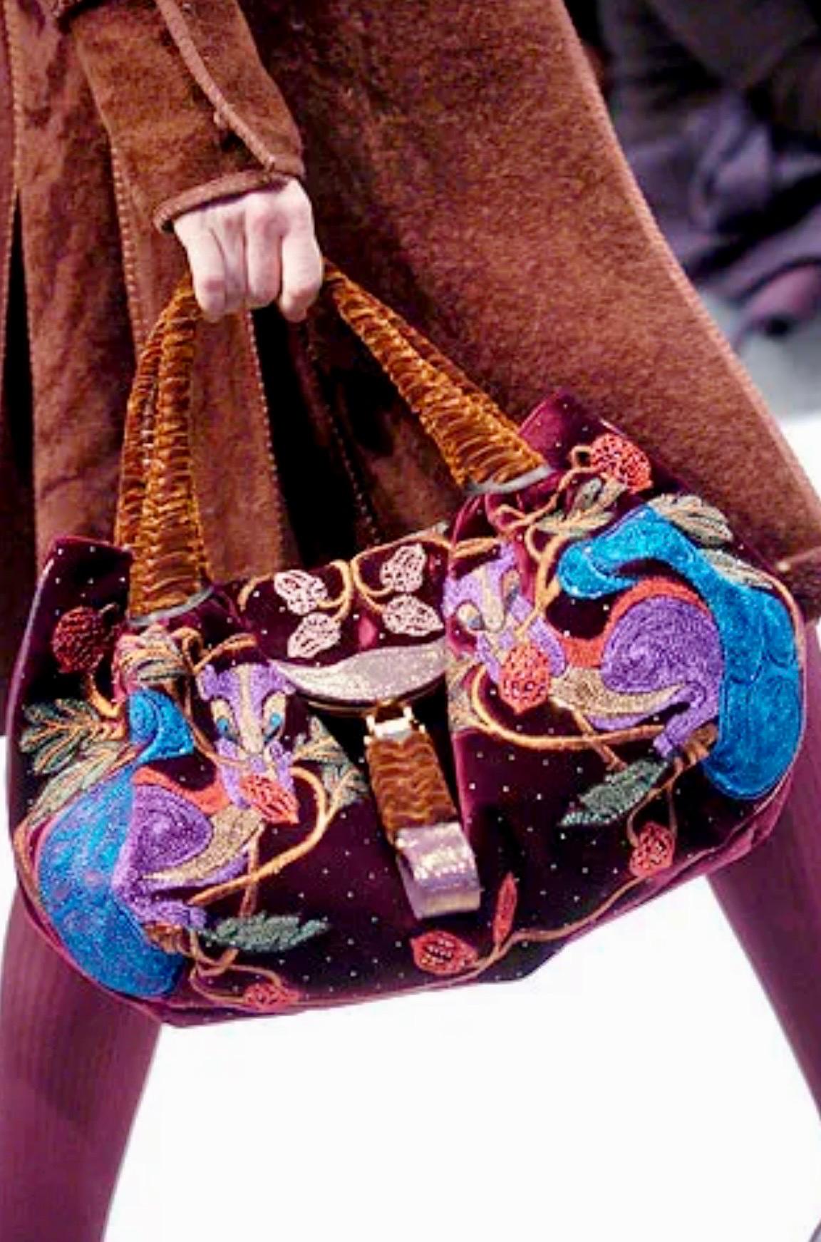 FENDI Limited Edition Squirrel Spy Bag Velvet Hand-Embroidery Crystals FW 2005 7