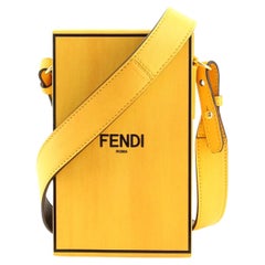Fendi Logo Vertical Box Umhängetasche aus Leder