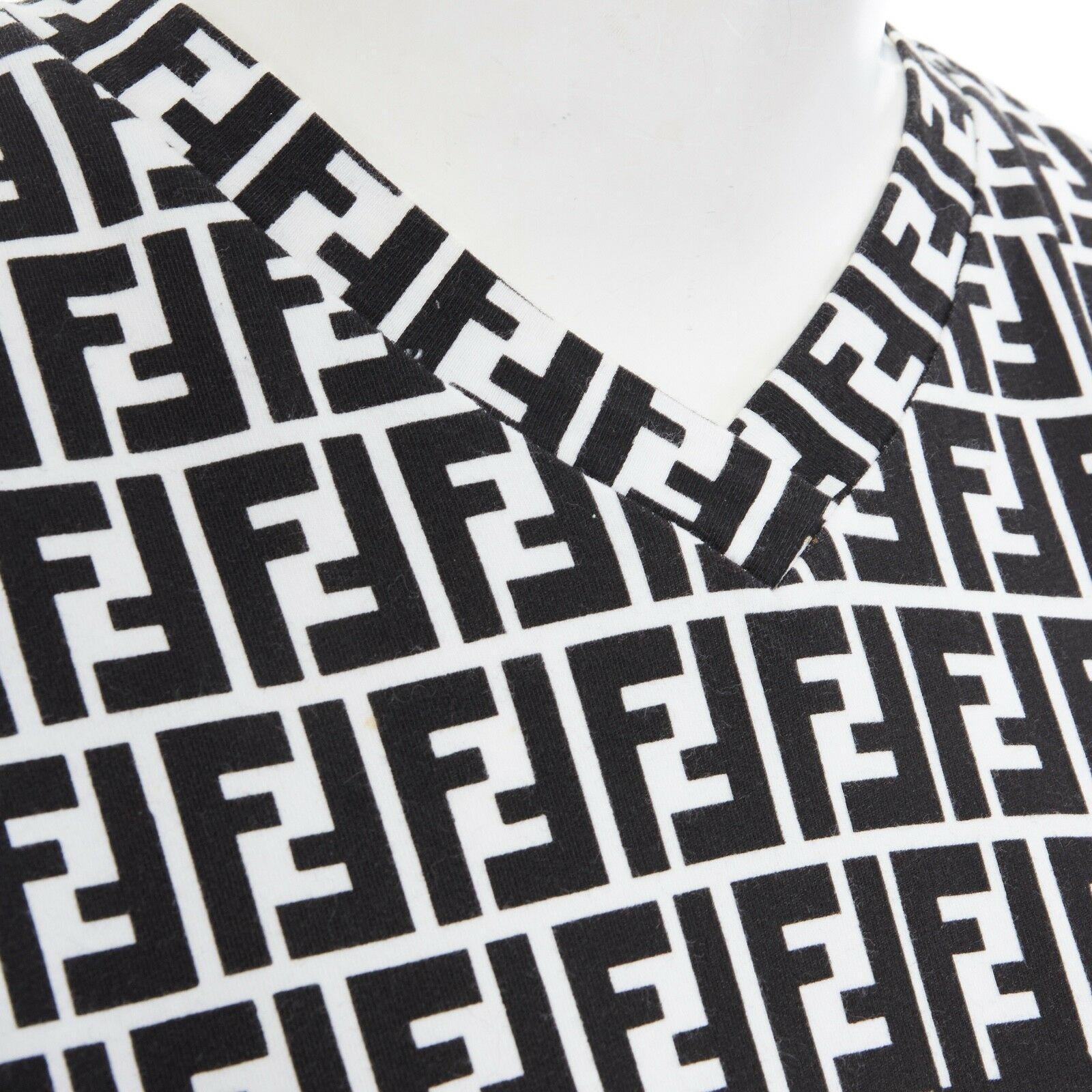 Women's FENDI MAGLIA Zucca FF monogram black white checker print t-shirt top S