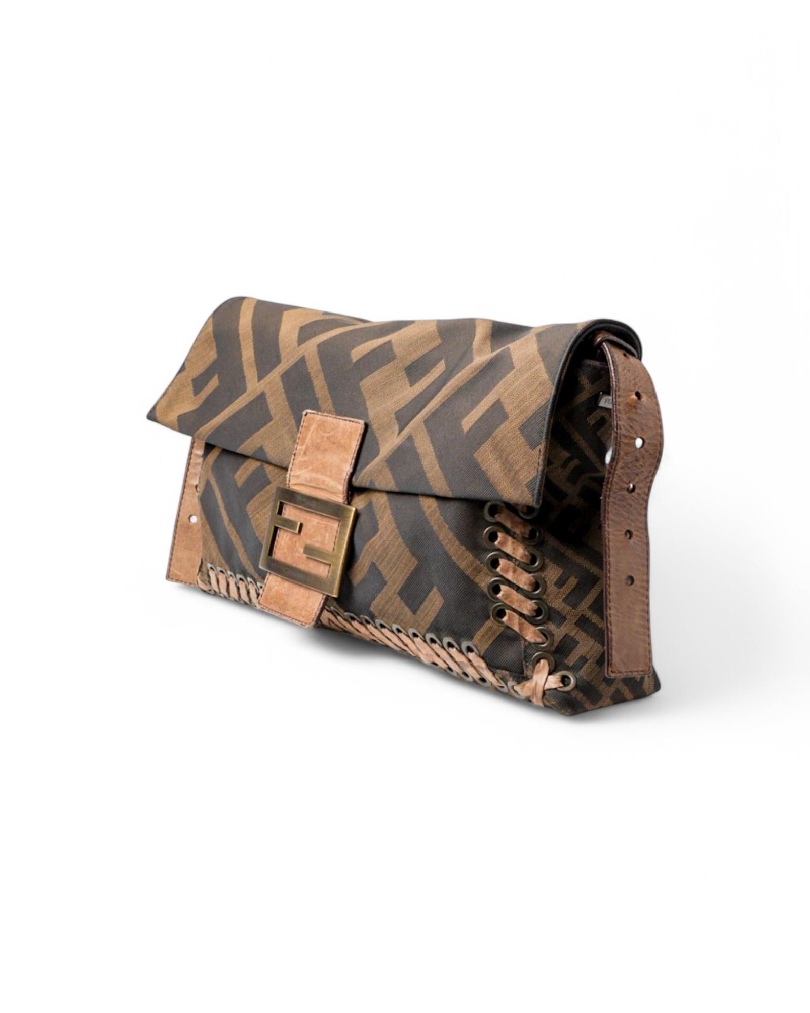 Fendi Mama Baguette XL FF Logomania Marron Bon état - En vente à Torre Del Greco, IT