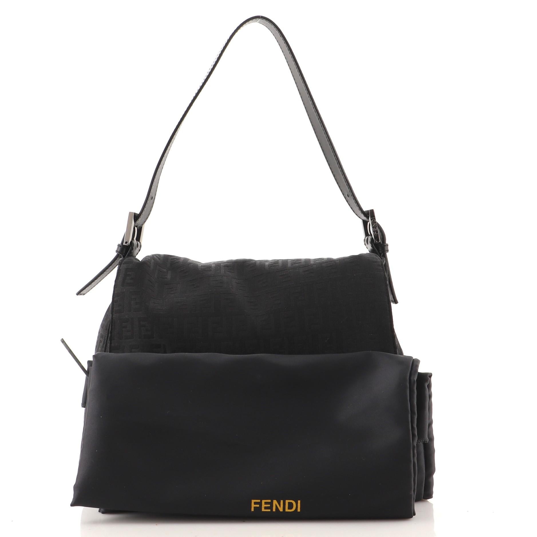 Condition: Very good. Slight odor in interior. Minor wear and creasing on exterior and handle, scuffs on handle and leather trims. Cracking on handle wax edges, small marks in interior, scratches on hardware.
Accessories: Dust Bag
Measurements: