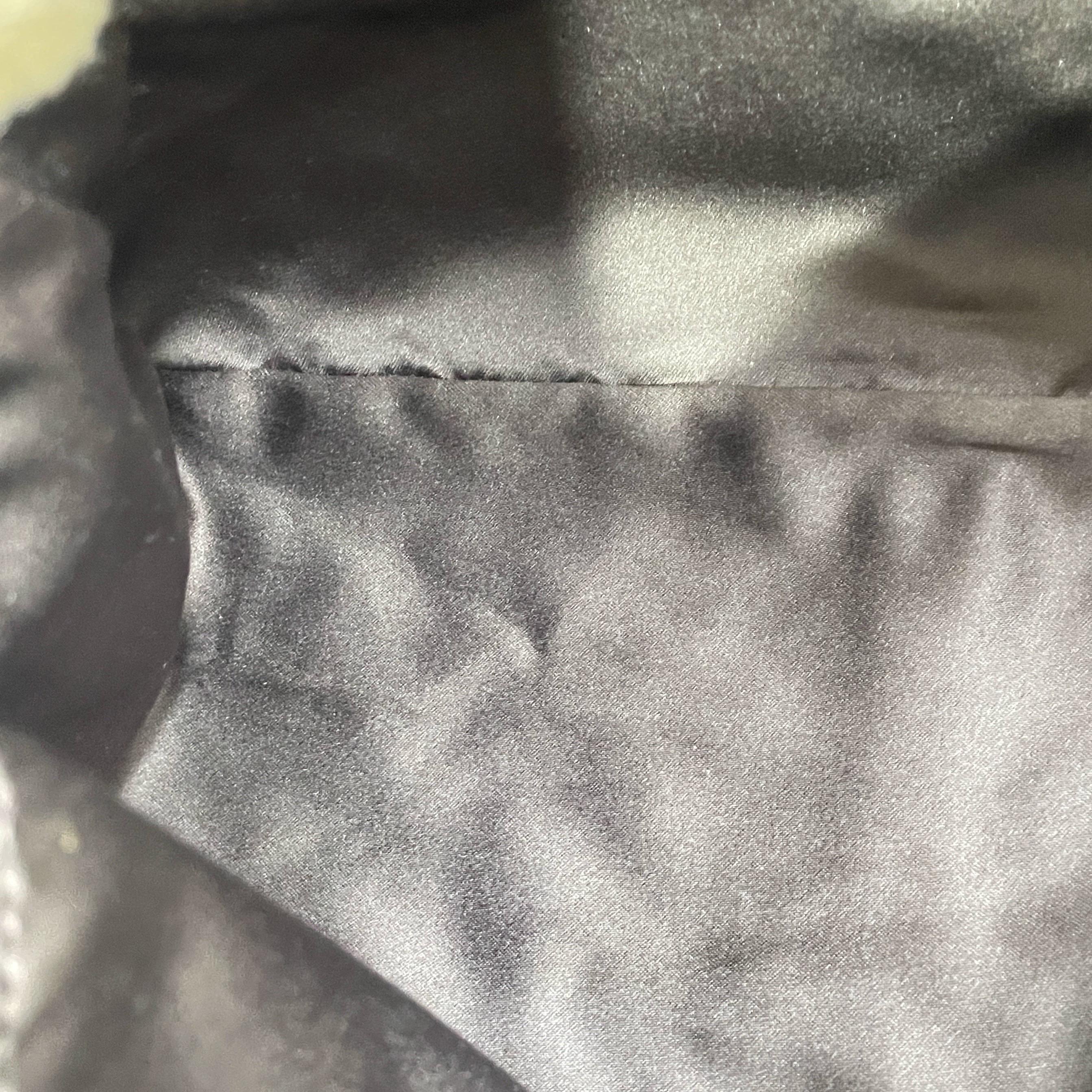Fendi Mamma Baguette Beige Felt Fabric Silver Hardware Bandoulière en vente 2