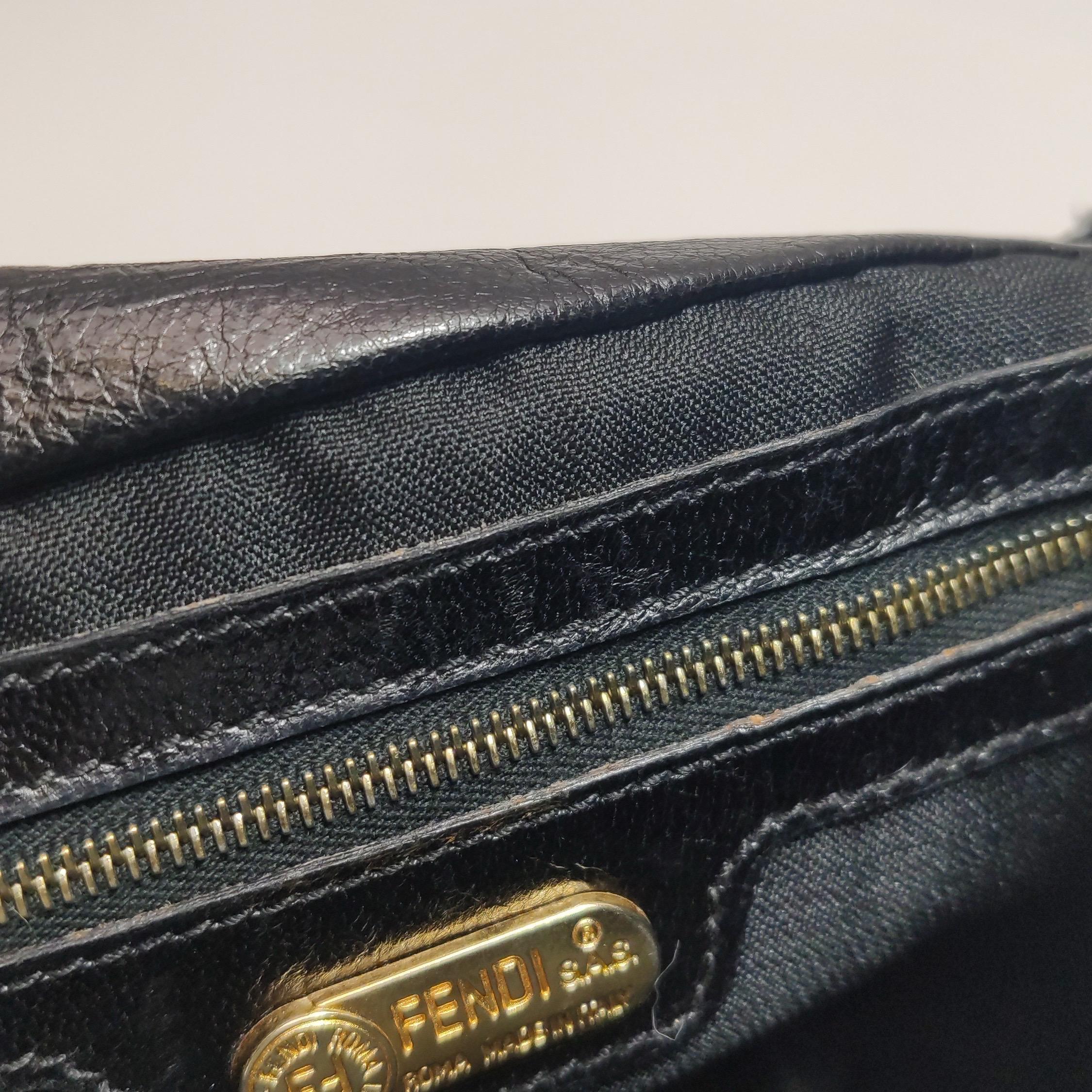 Fendi Mamma Baguette Borsa a tracolla in pelle di vitello con pelo di pony nero in vendita 7