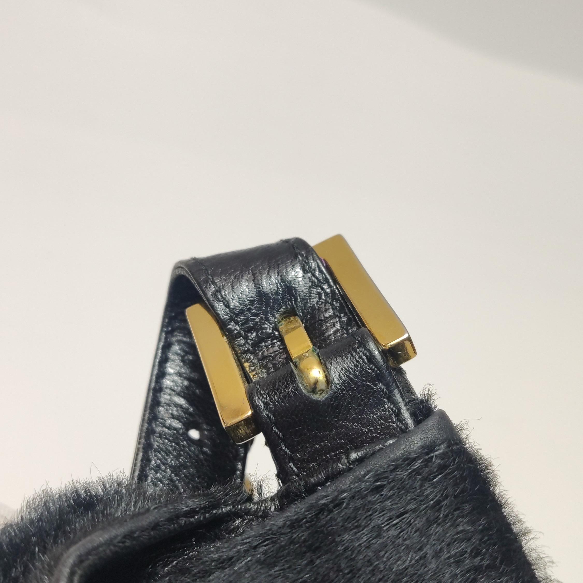 Fendi Mamma Baguette Borsa a tracolla in pelle di vitello con pelo di pony nero in vendita 9