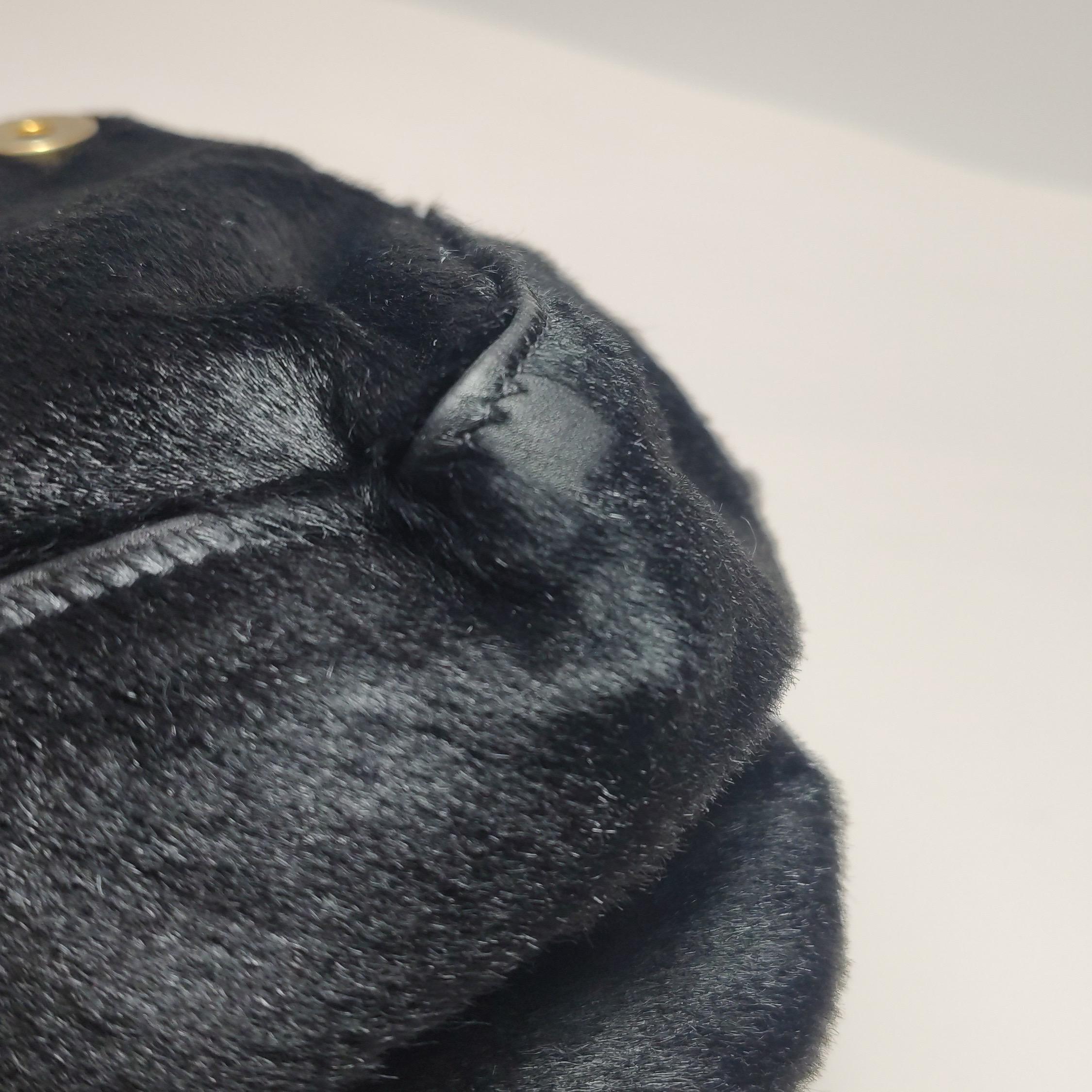 Fendi Mamma Baguette Borsa a tracolla in pelle di vitello con pelo di pony nero in vendita 10