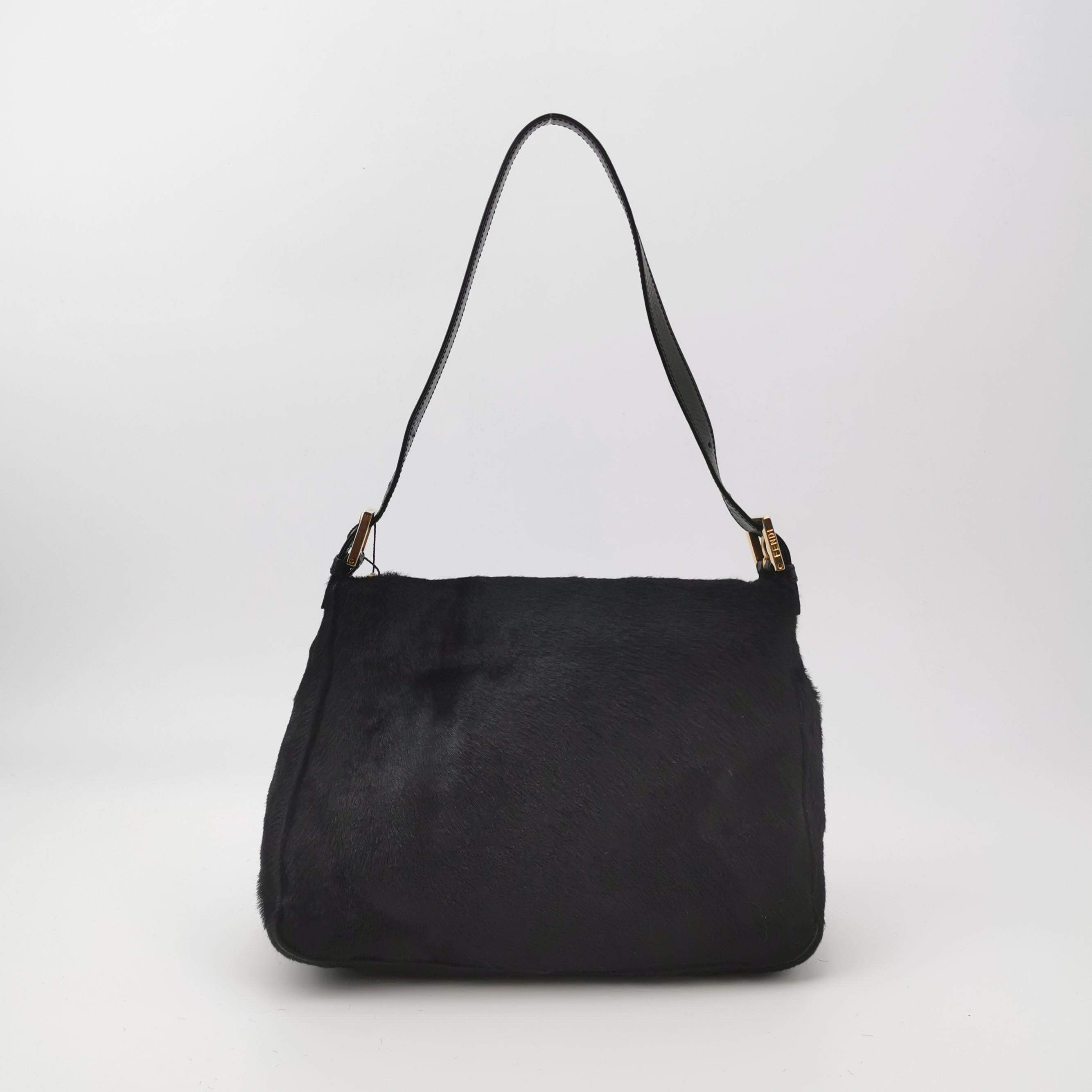 Fendi Mamma Baguette Borsa a tracolla in pelle di vitello con pelo di pony nero in vendita 2