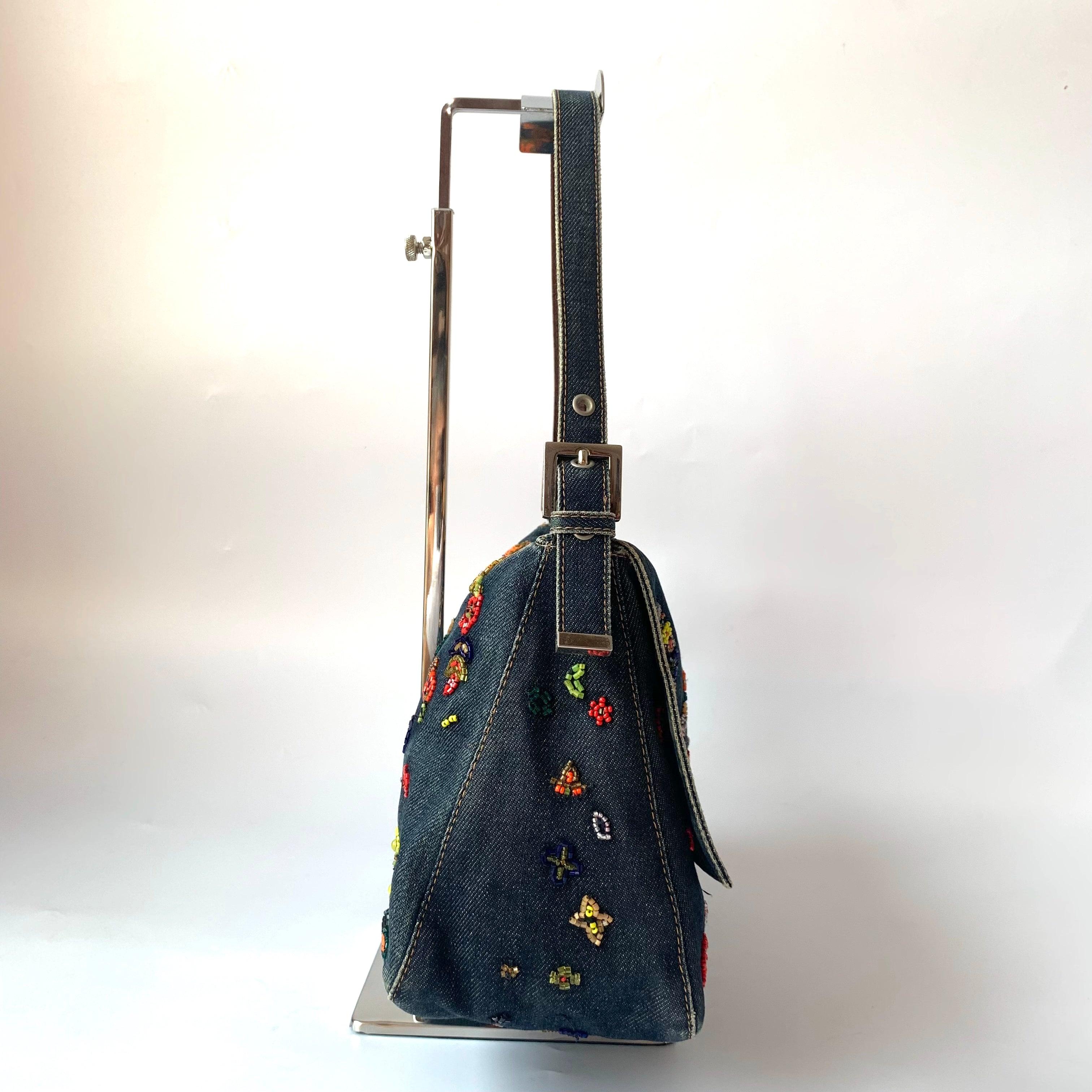 FENDI Mamma Baguette Blue Denim with Floral Beads In Excellent Condition In AUBERVILLIERS, FR