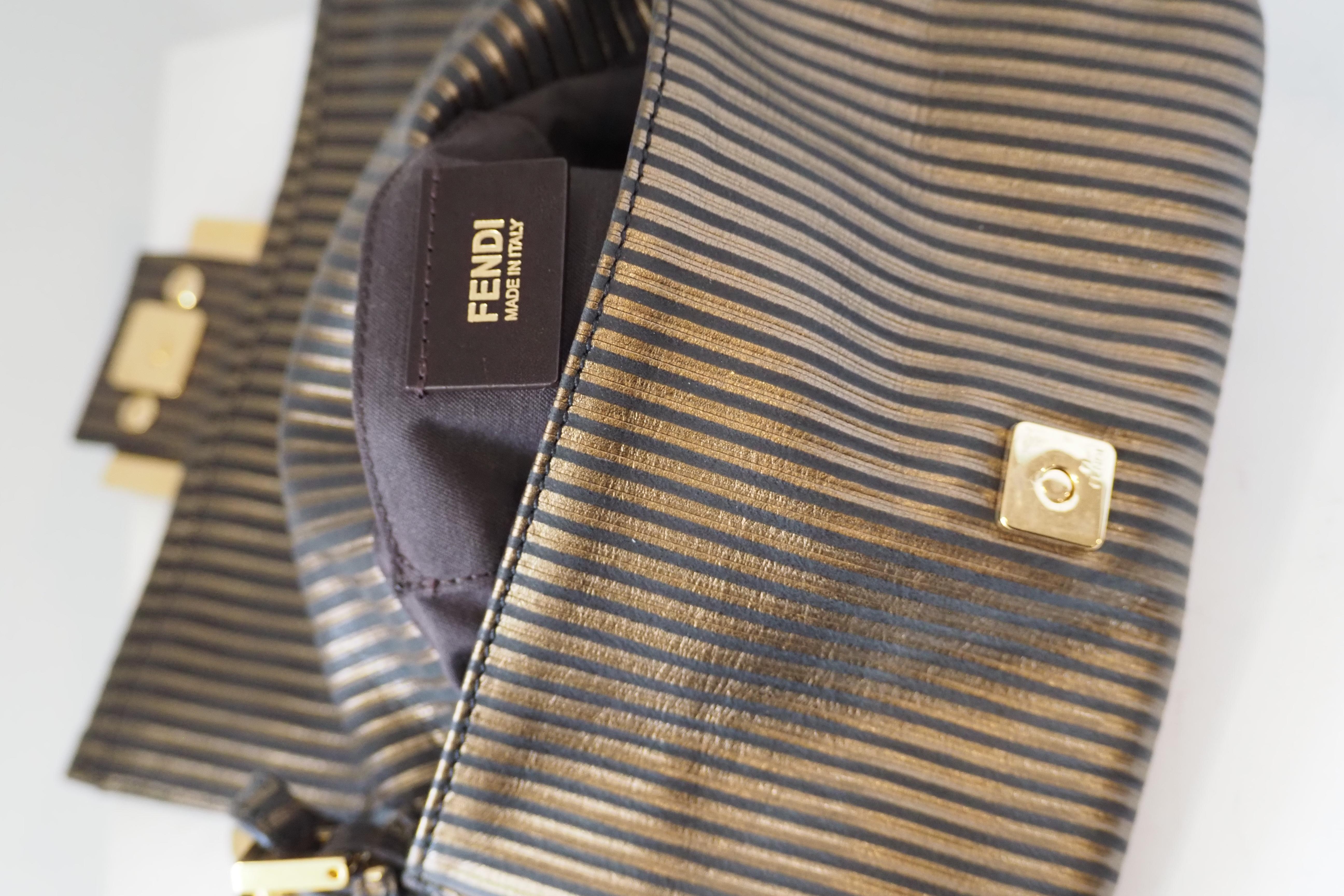 Fendi mamma baguette brown and gold handle bag For Sale 8