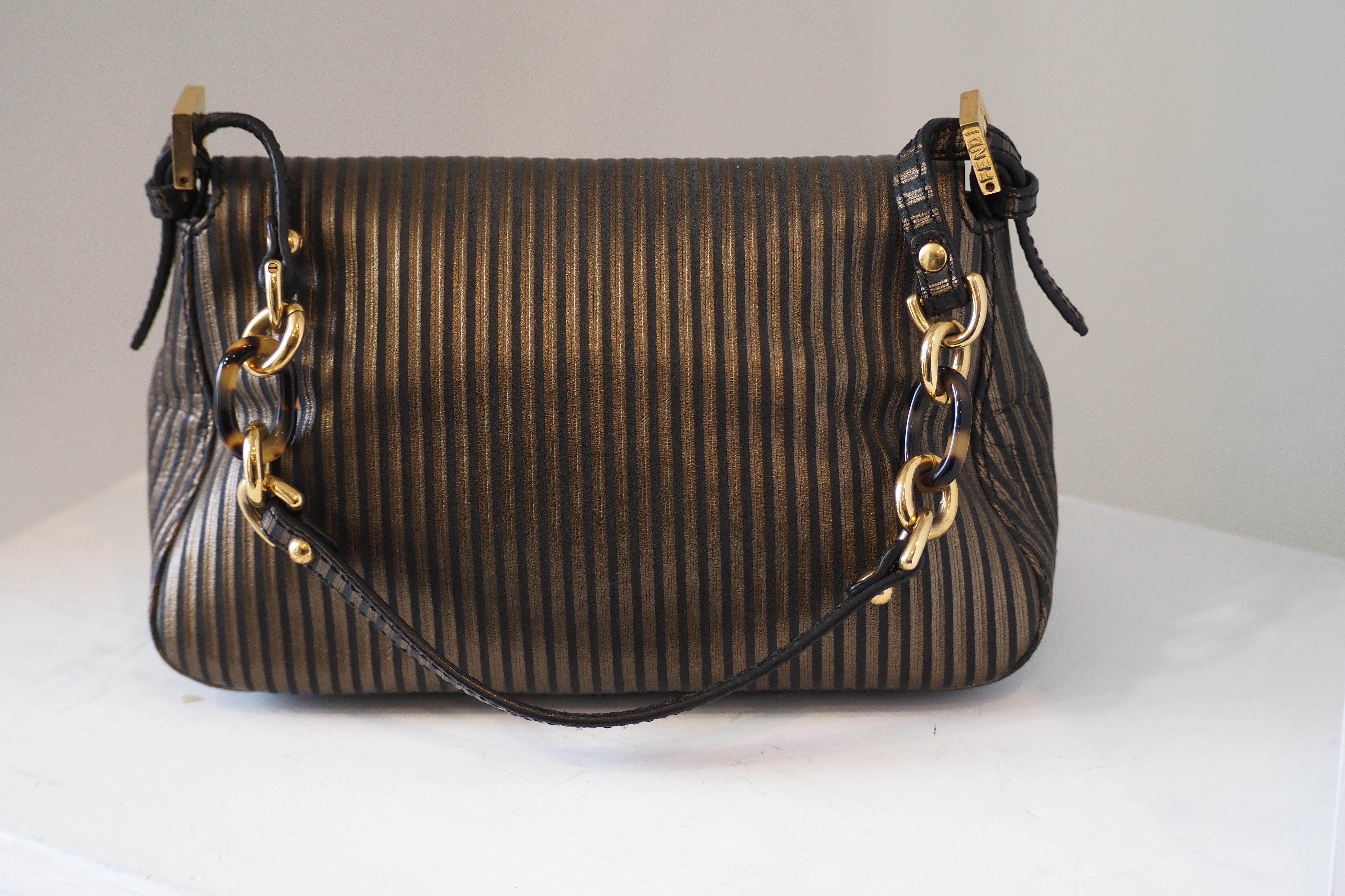 Fendi mamma baguette brown and gold handle bag For Sale 4