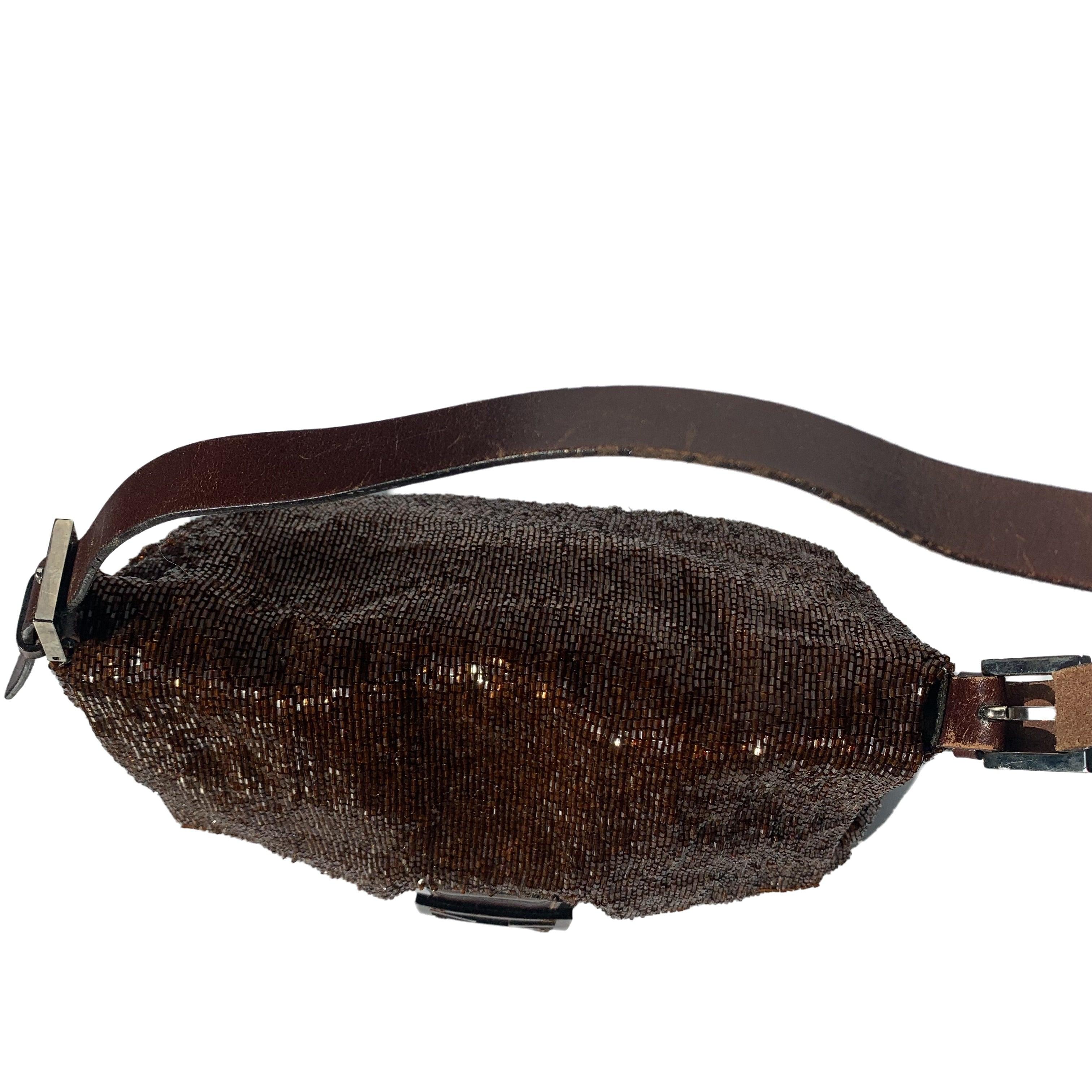 Fendi Mamma Baguette Brown Beaded Shoulder Bag In Good Condition In AUBERVILLIERS, FR