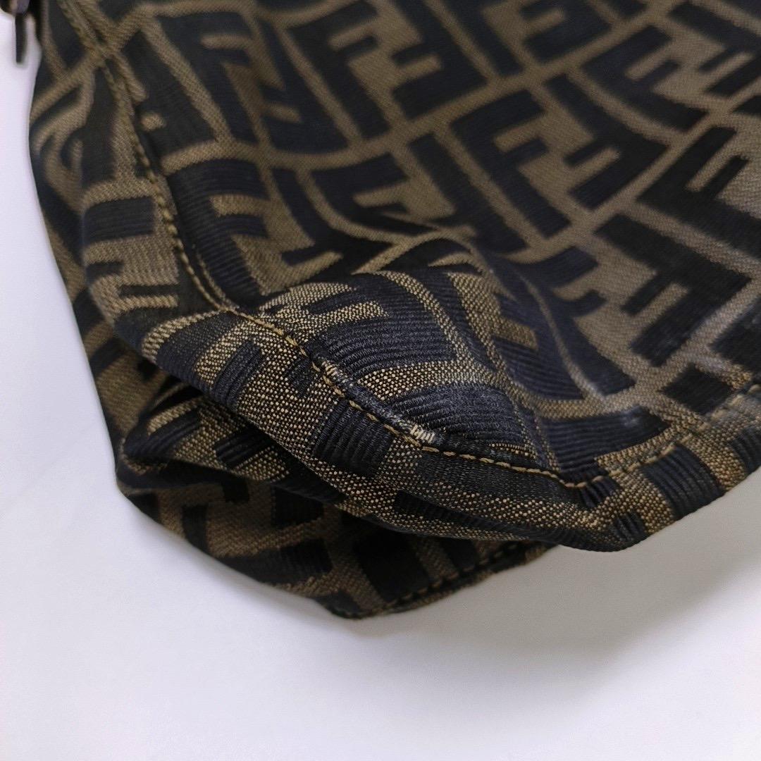 Fendi Mamma Baguette Brown Classic Zucca Monogram Gold Hardware 7