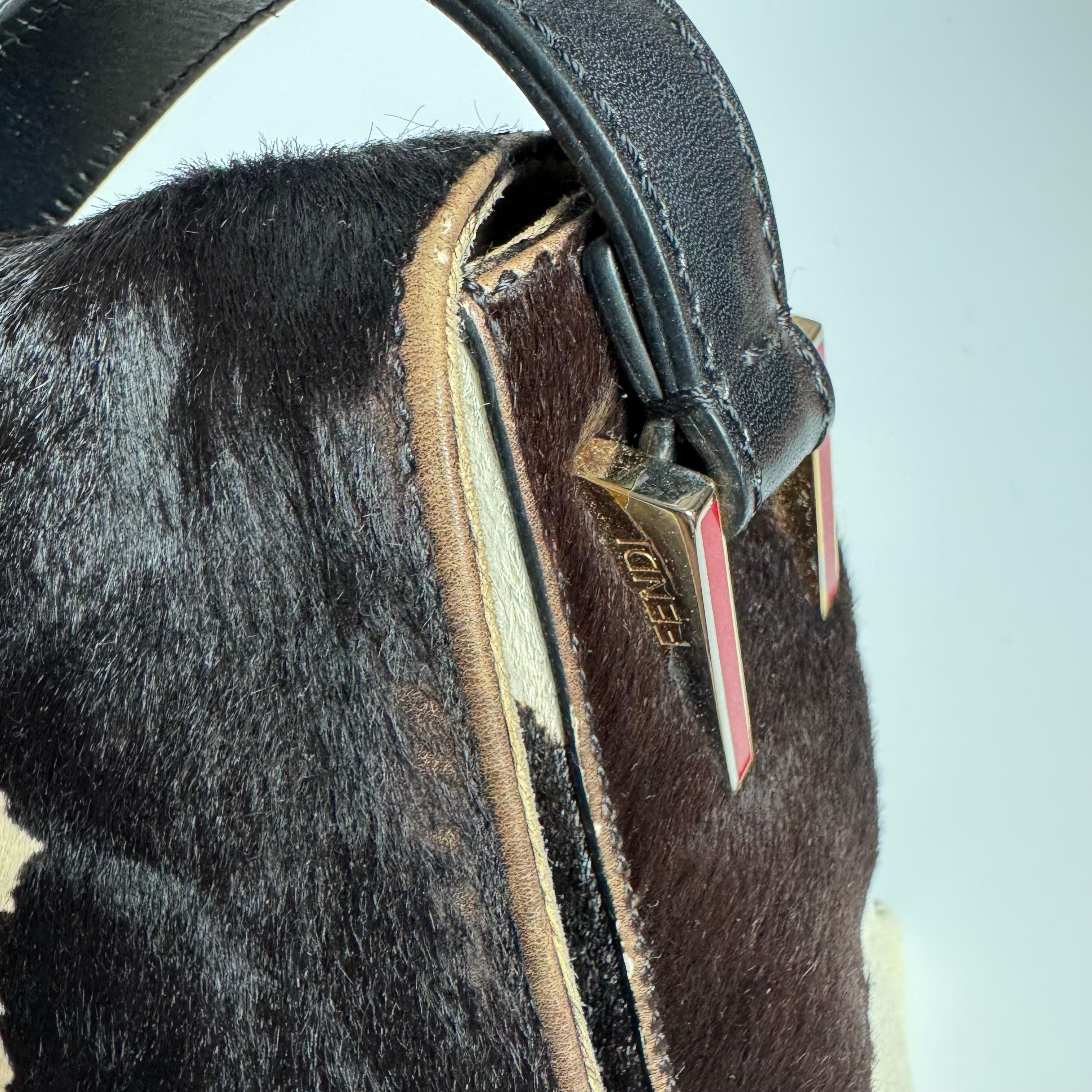 Fendi Mamma Baguette Large Pony hair in Cow Print Black and White For Sale 5