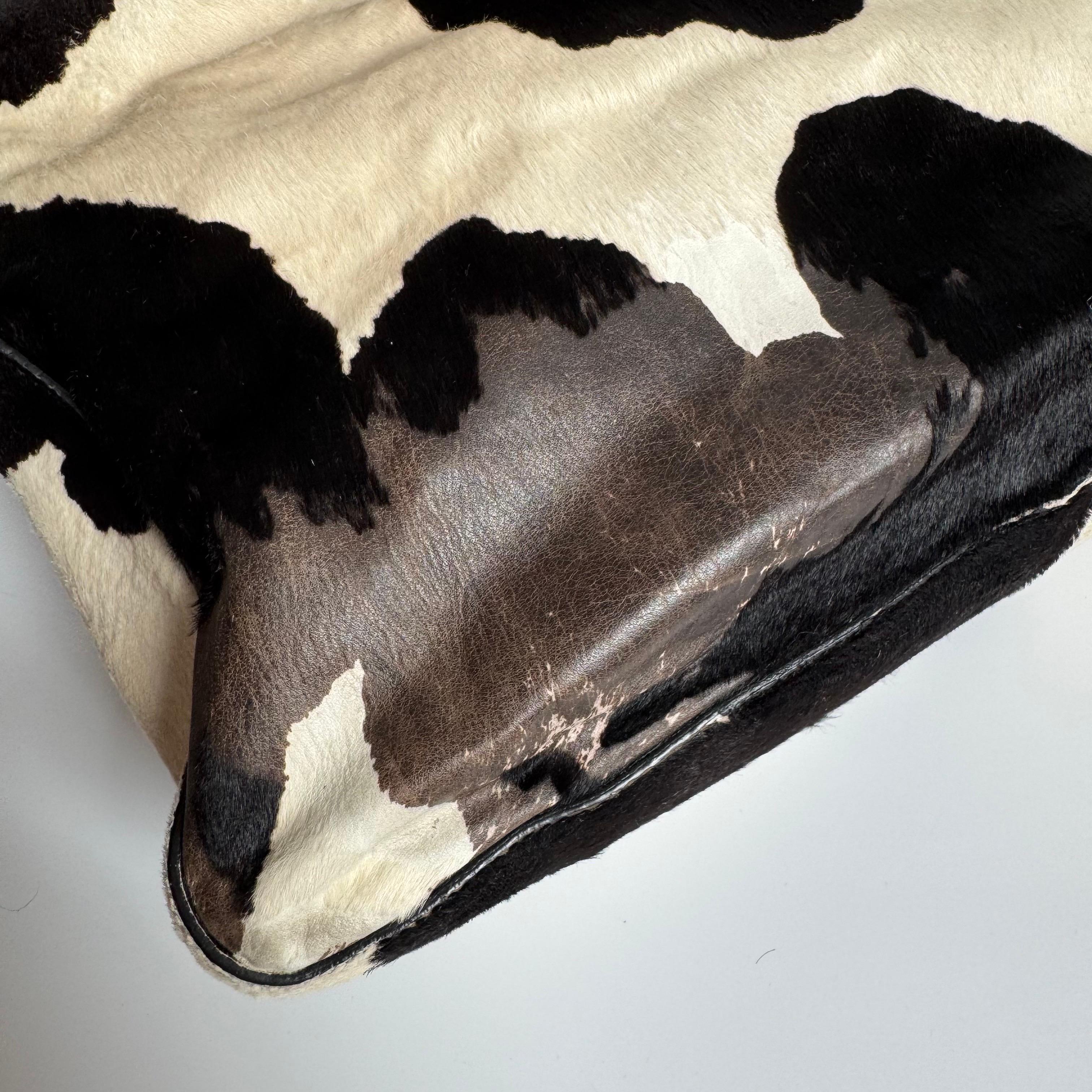 Fendi Mamma Baguette Large Pony hair in Cow Print Black and White For Sale 8