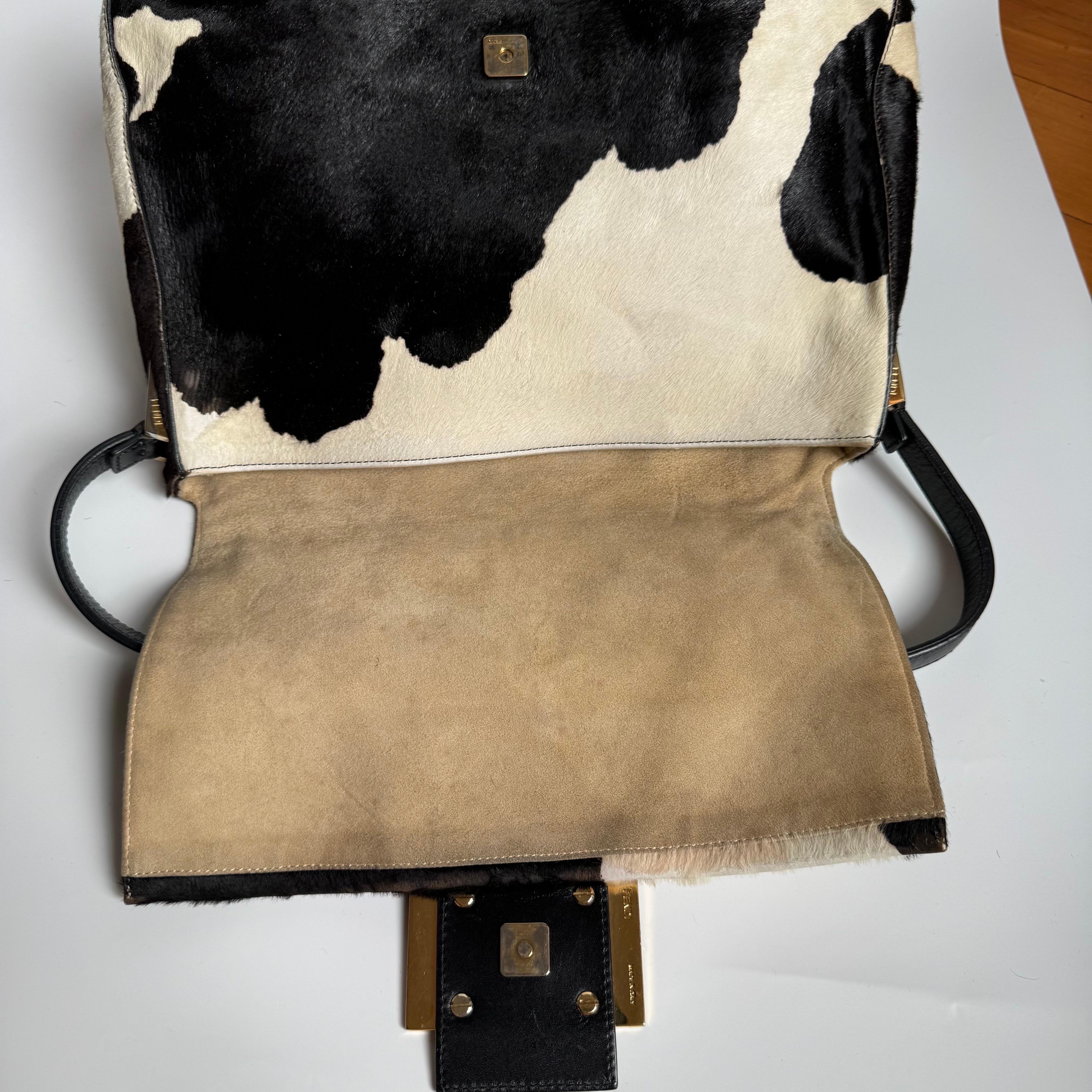 Fendi Mamma Baguette Large Pony hair in Cow Print Black and White For Sale 10