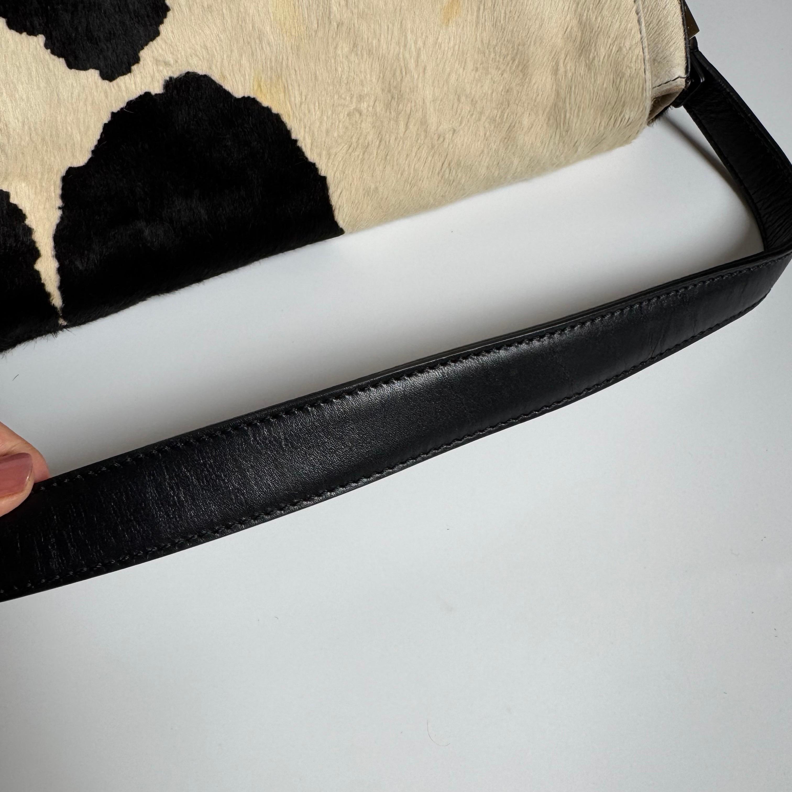 Fendi Mamma Baguette Large Pony hair in Cow Print Black and White For Sale 12