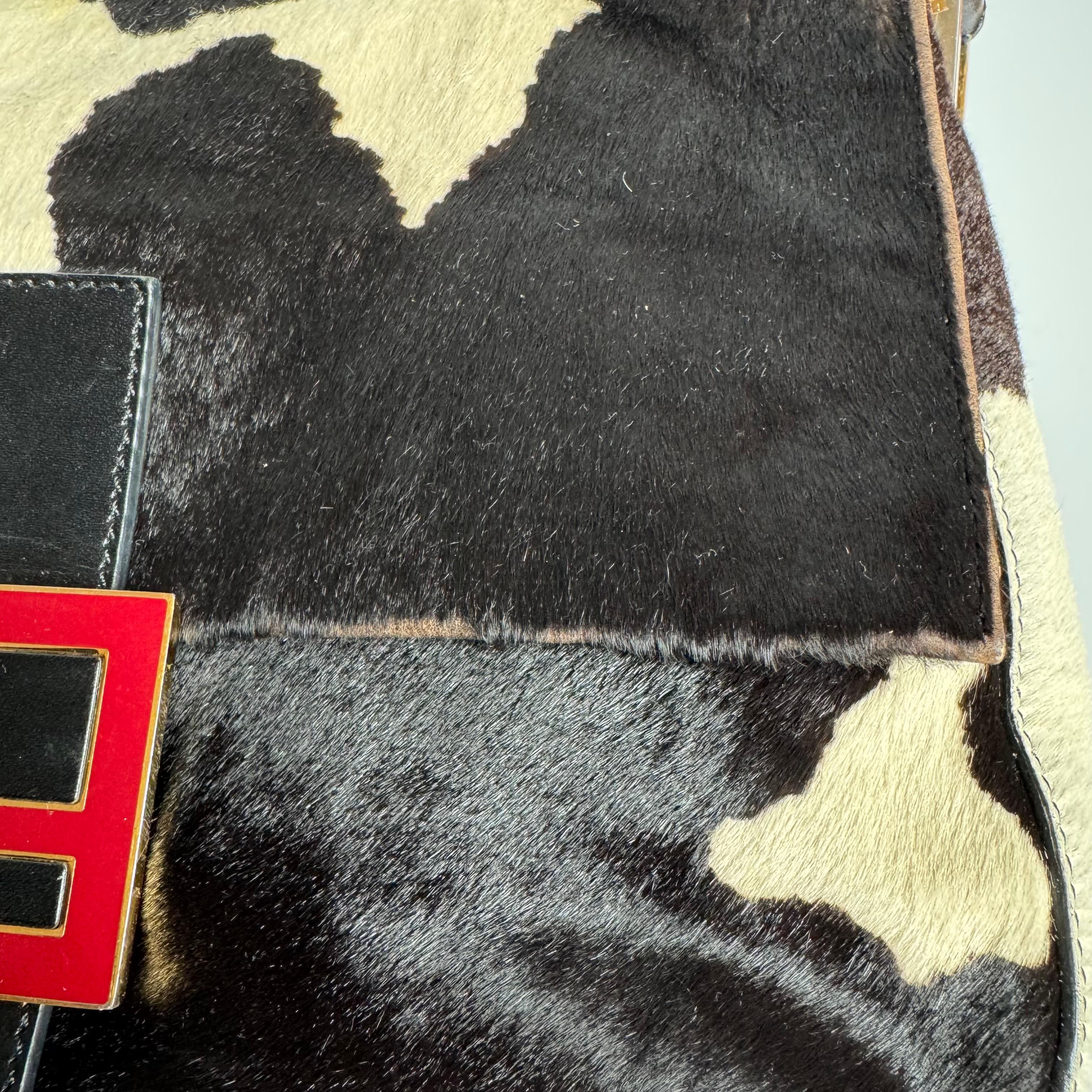 Women's Fendi Mamma Baguette Large Pony hair in Cow Print Black and White For Sale