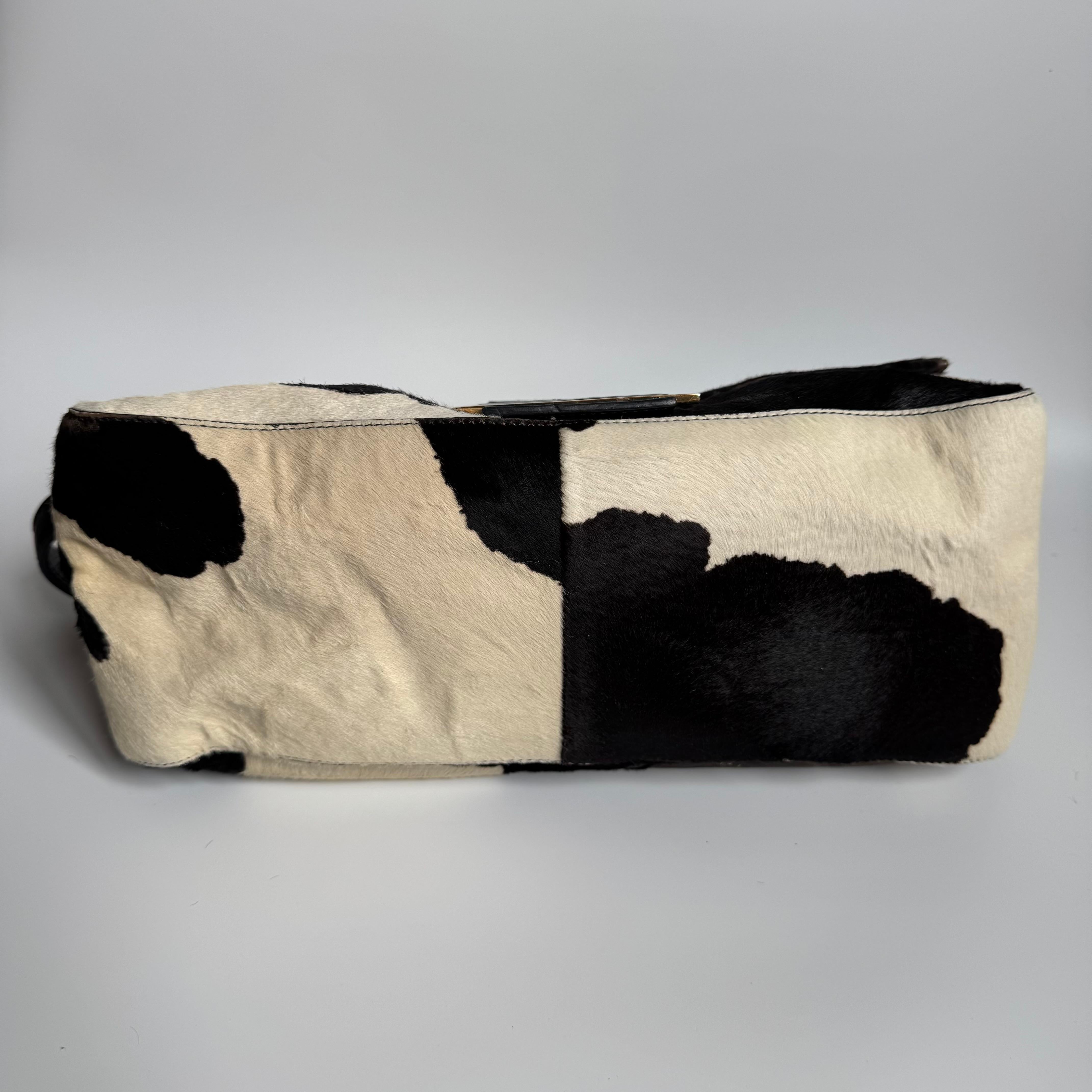 Fendi Mamma Baguette Large Pony hair in Cow Print Black and White For Sale 1