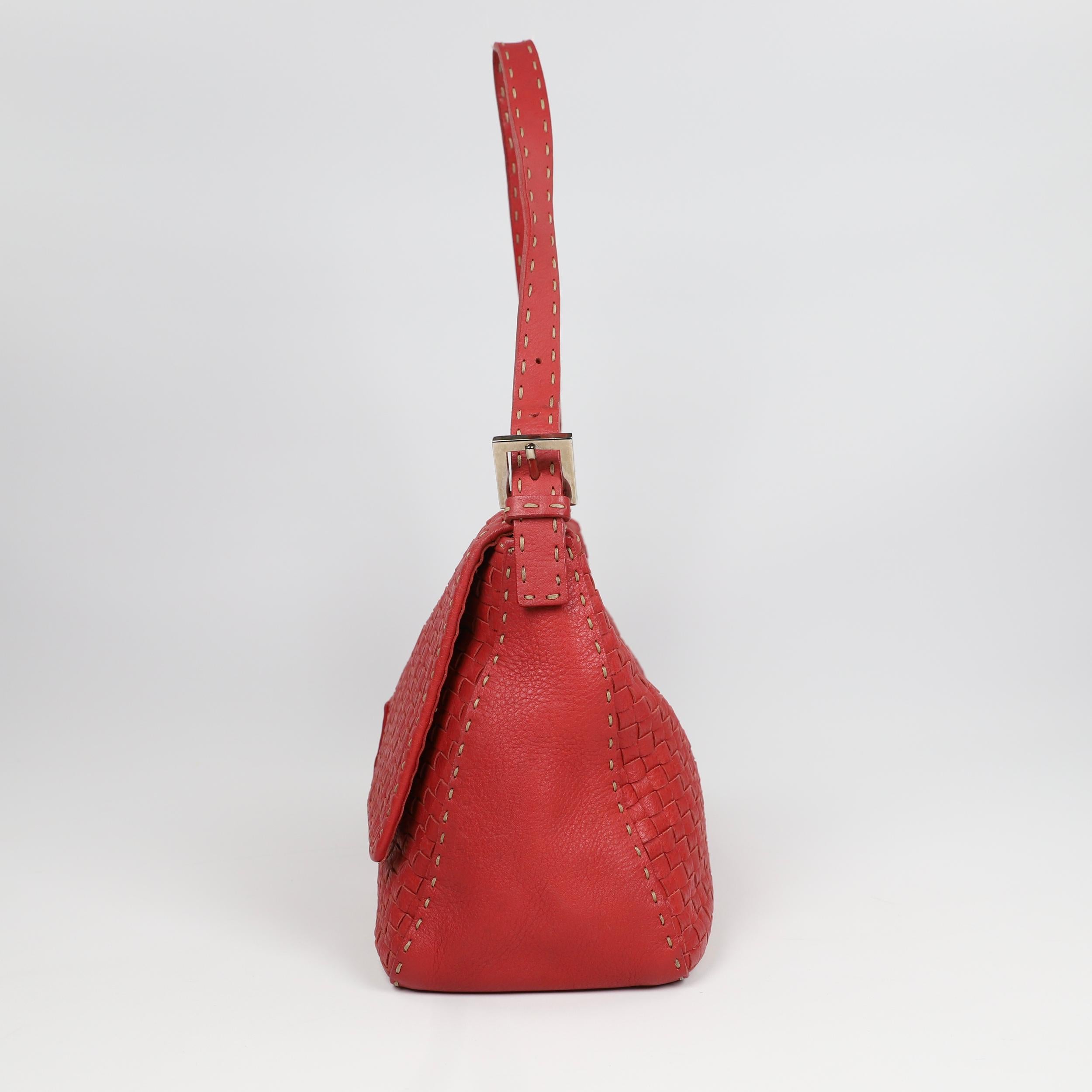 Fendi Mamma Baguette leather handbag For Sale 11