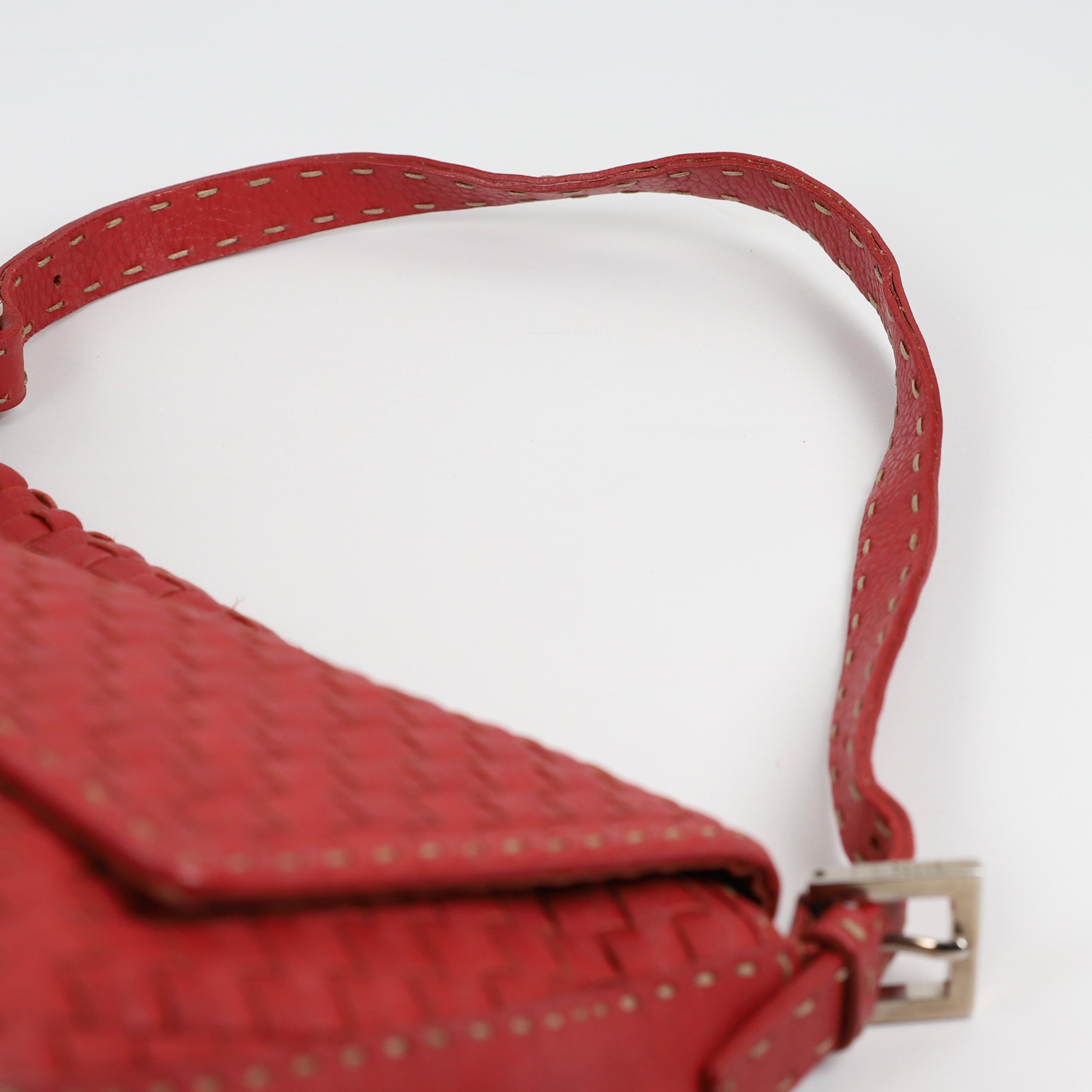 Fendi Mamma Baguette leather handbag For Sale 16