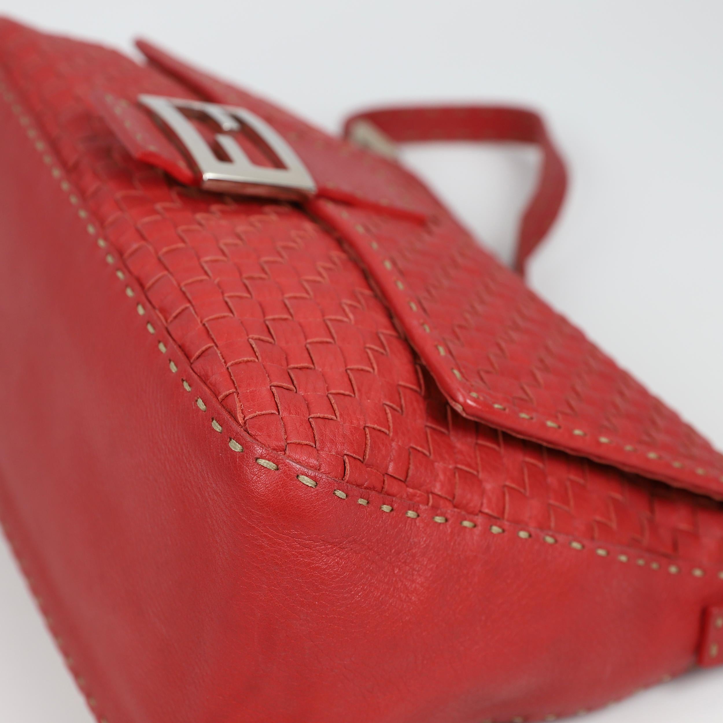 Fendi Mamma Baguette leather handbag For Sale 2