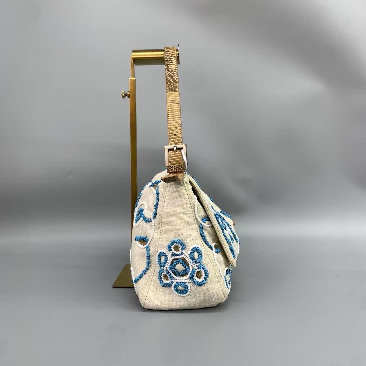 Fendi Mamma Baguette Needlepoint White Canvas and Blue and White Stones Embroide In Good Condition In AUBERVILLIERS, FR