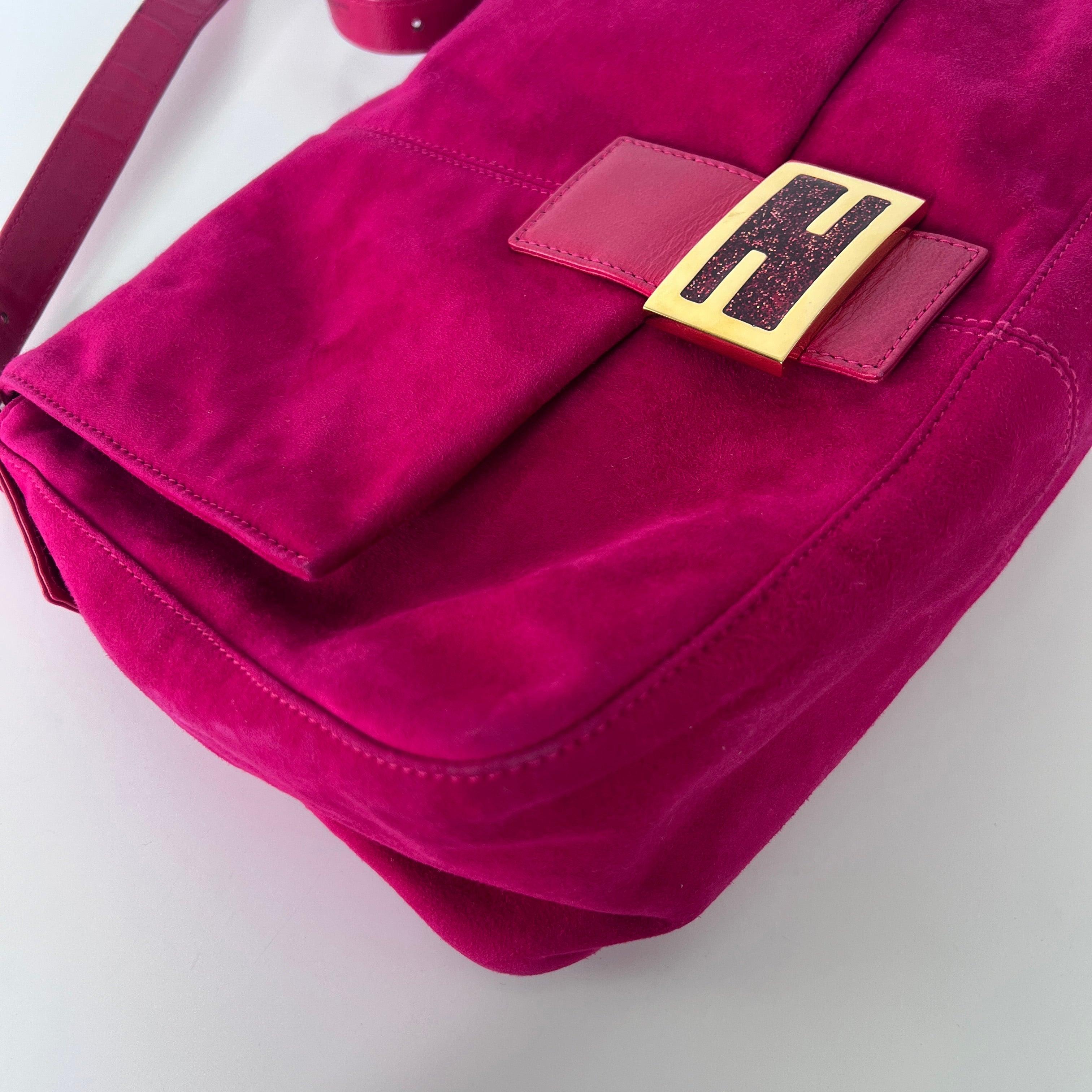 Fendi Mamma Baguette Pink Suede Shoulder Bag in vendita 6