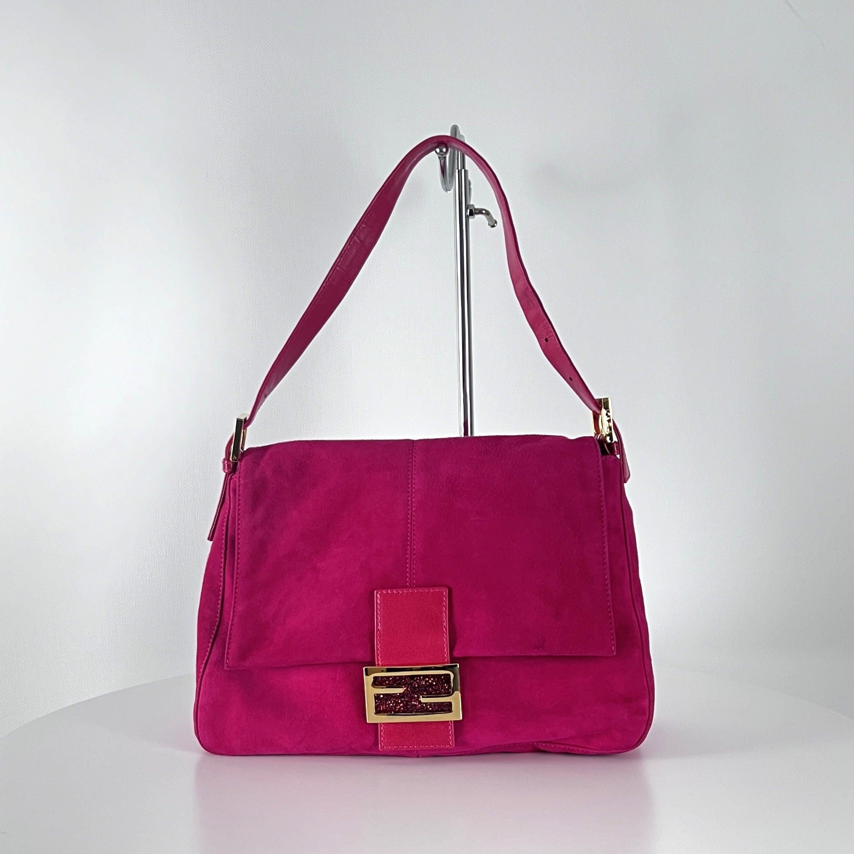 Rosa Fendi Mamma Baguette Pink Suede Shoulder Bag in vendita