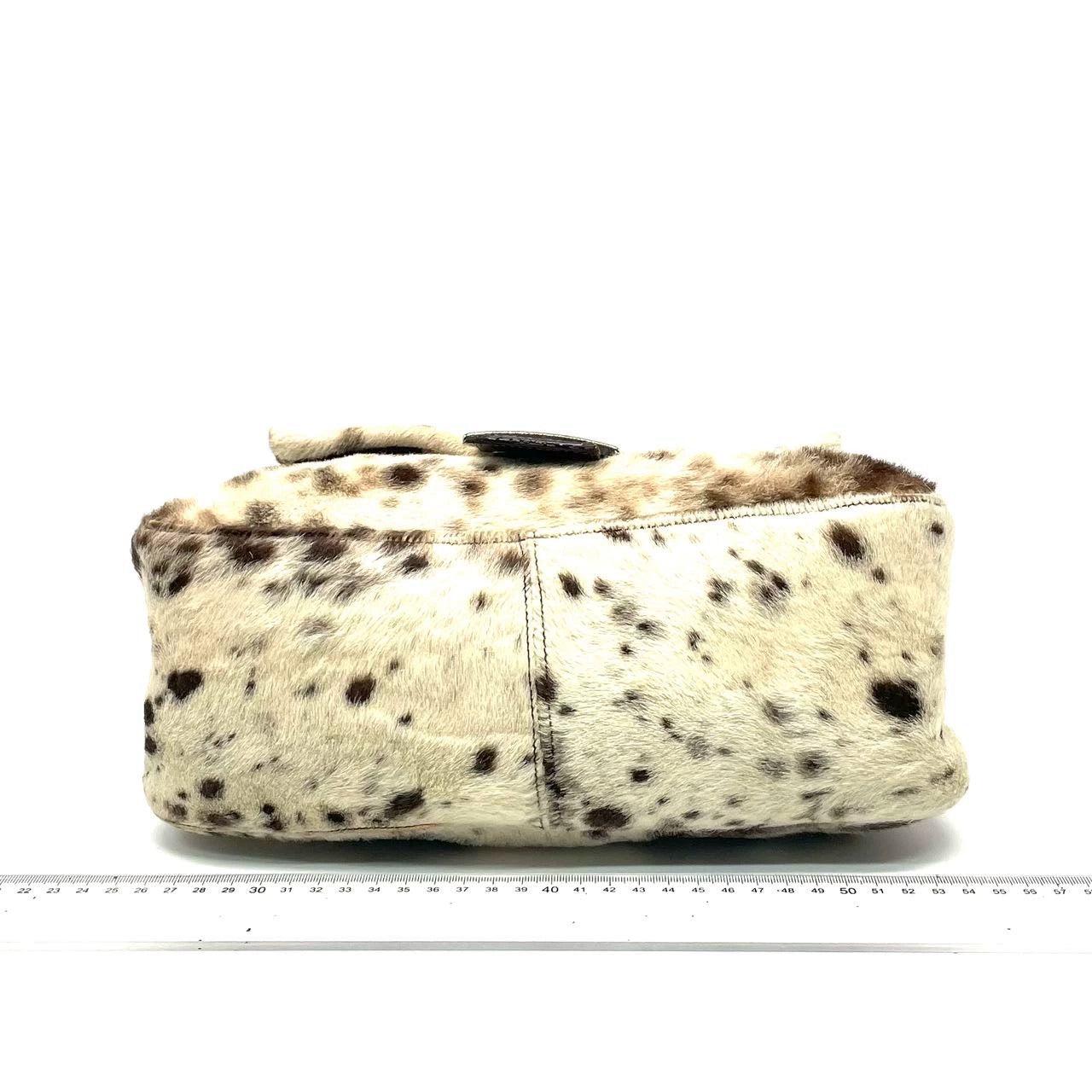 Fendi Mamma Baguette Pony-style Calfskin Dalmatian Dog Polka Dots Print In Good Condition In AUBERVILLIERS, FR