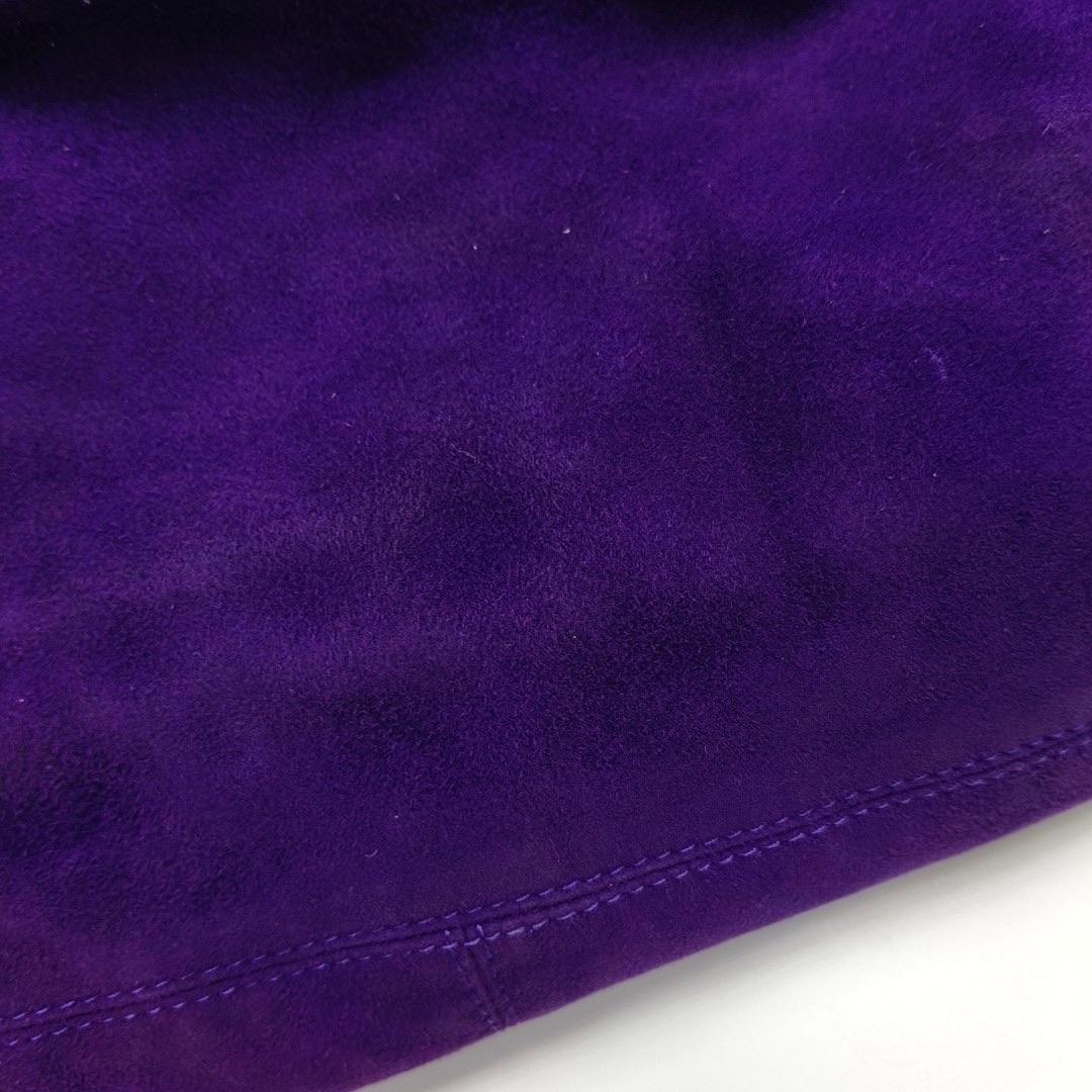 Fendi Mamma Baguette Cuir velours violet en vente 8