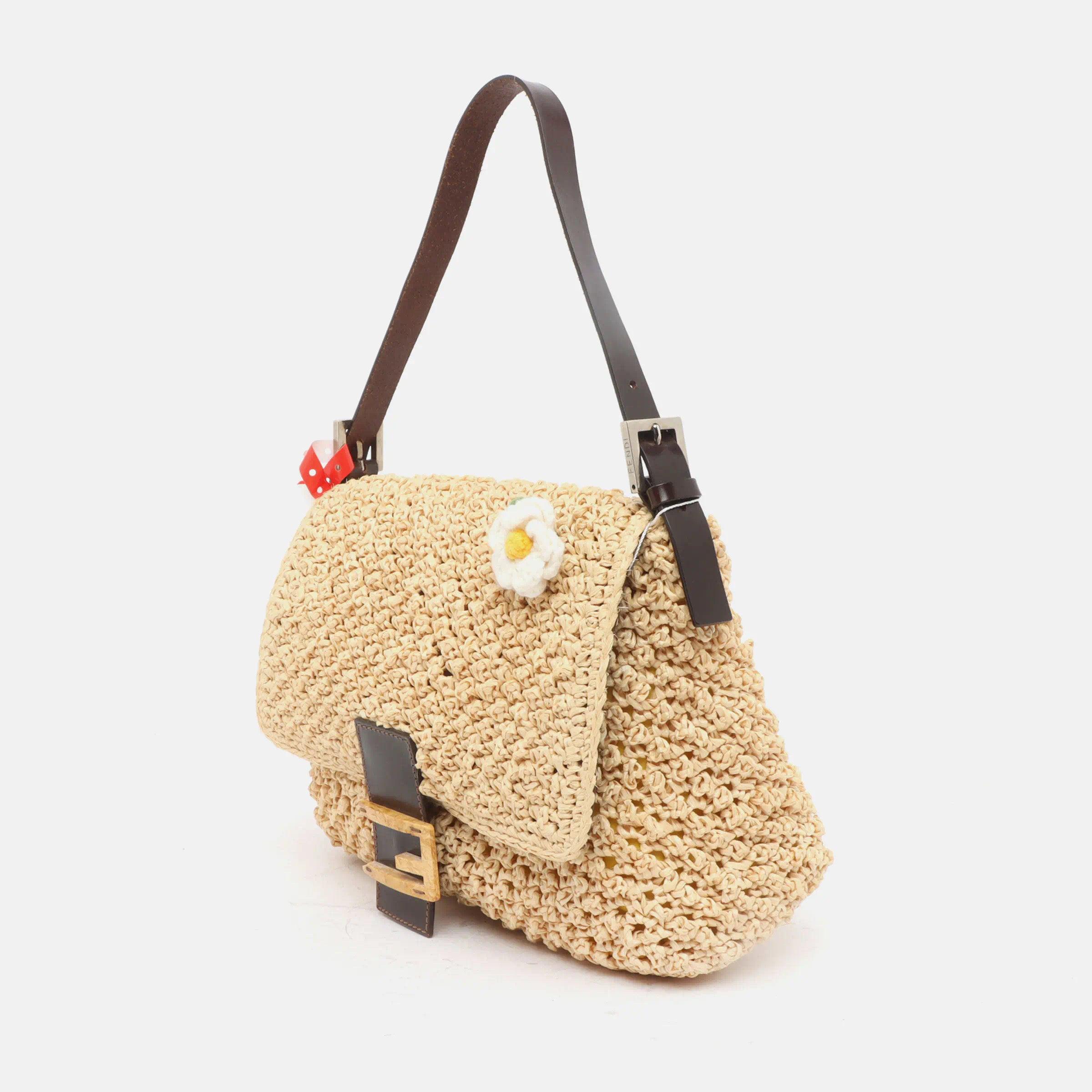 Beige Fendi Mamma Baguette Raffia Crochet Shoulder Bag with Flower For Sale
