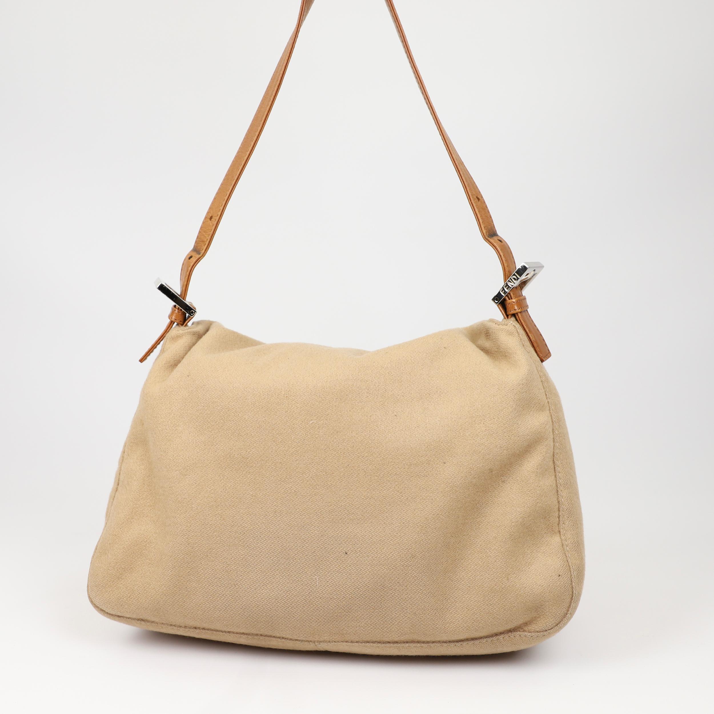 Fendi Mamma Baguette wool handbag For Sale 5
